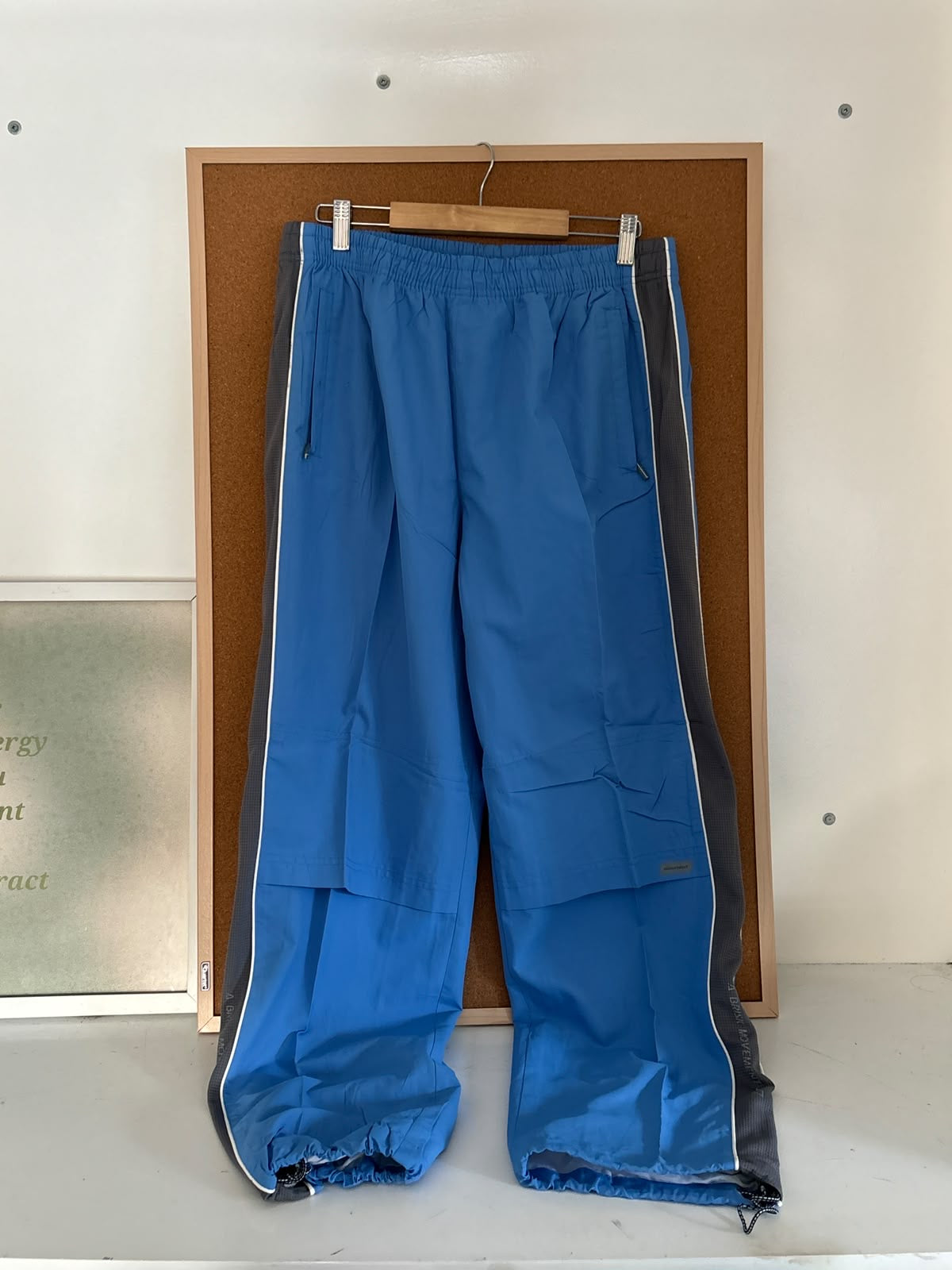 Baggy parachute pants
