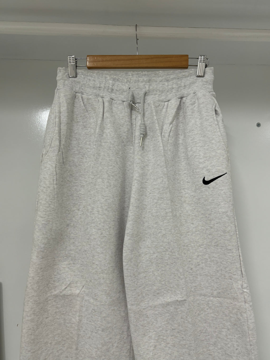 Nike unisex joggers