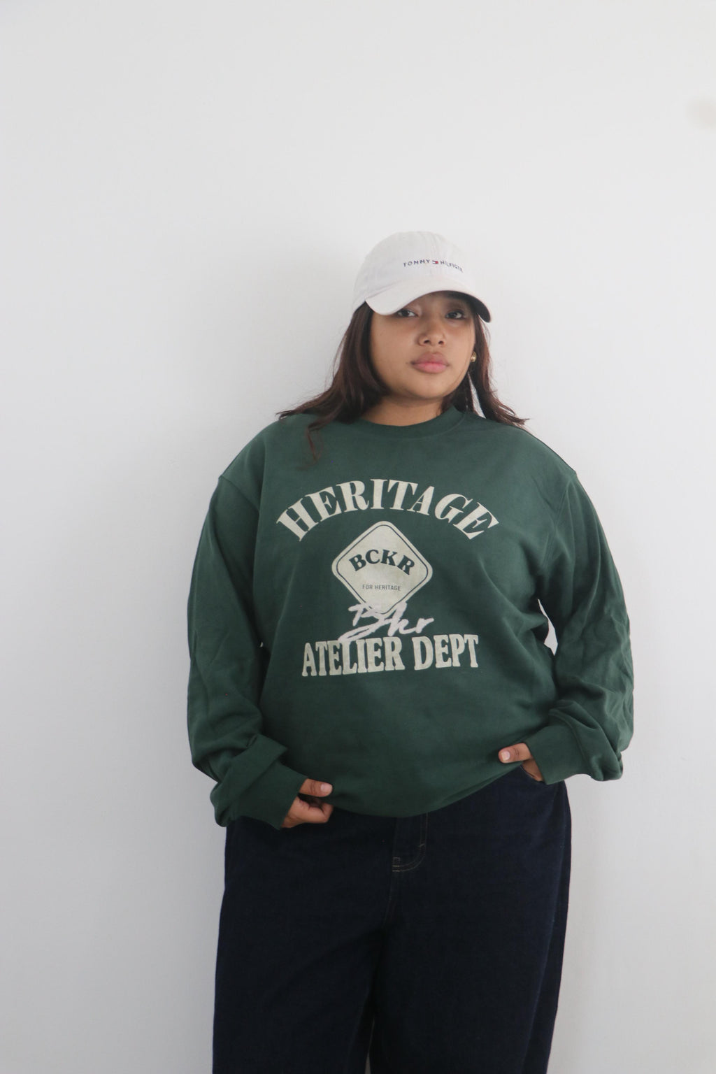Sweatshirt