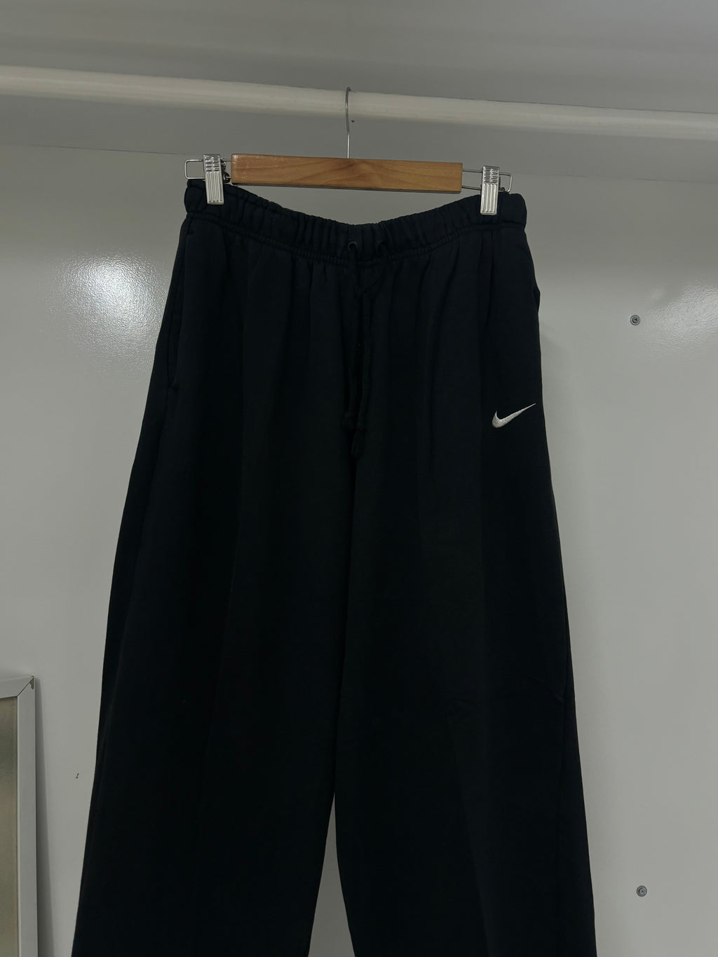 Nike unisex joggers