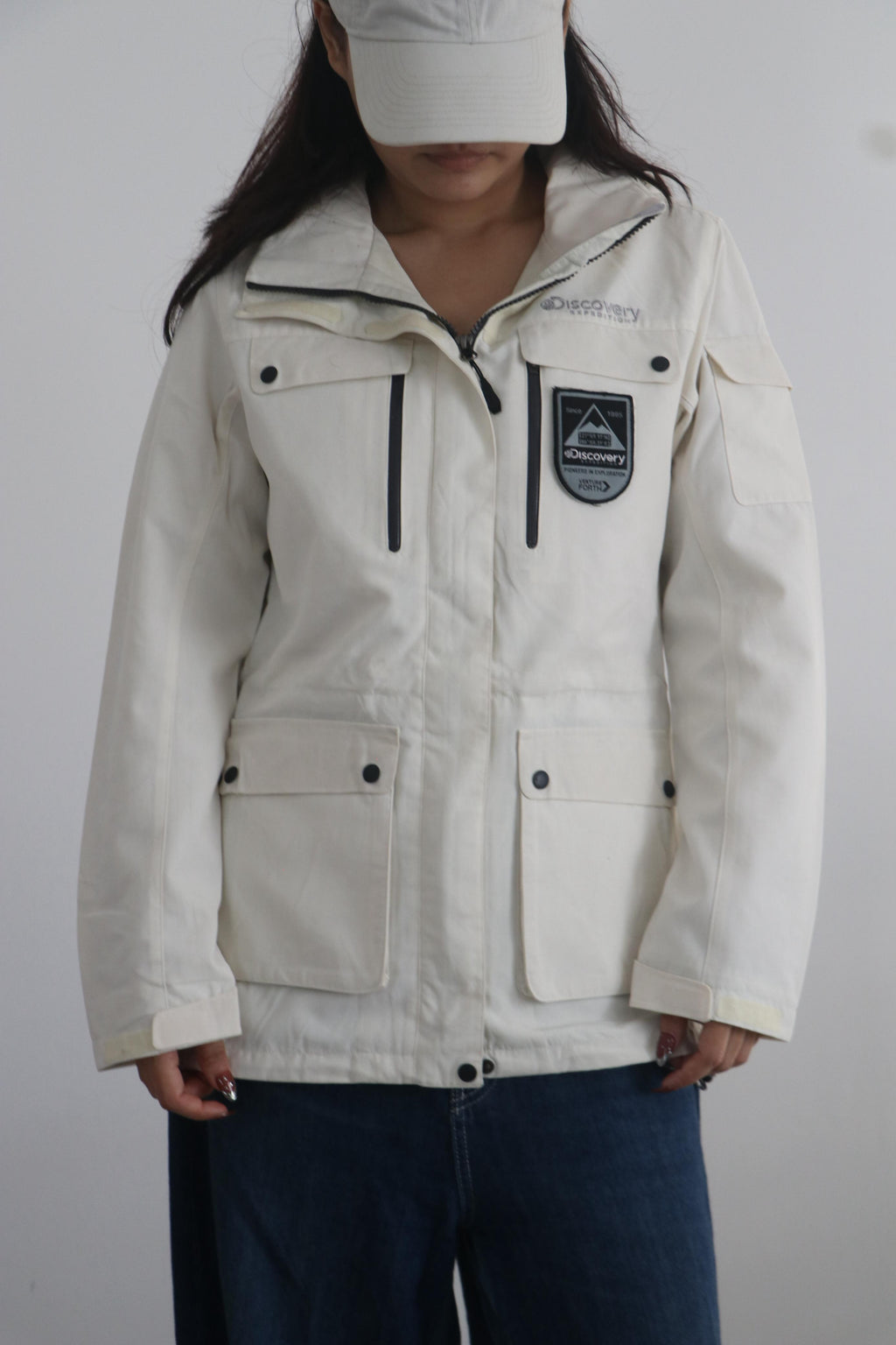 Discovery windbreaker
