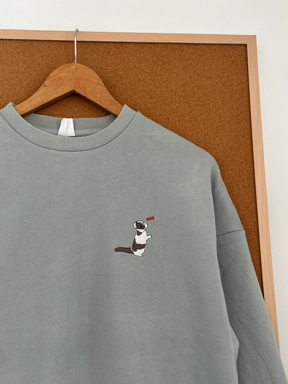 Sweatshirt