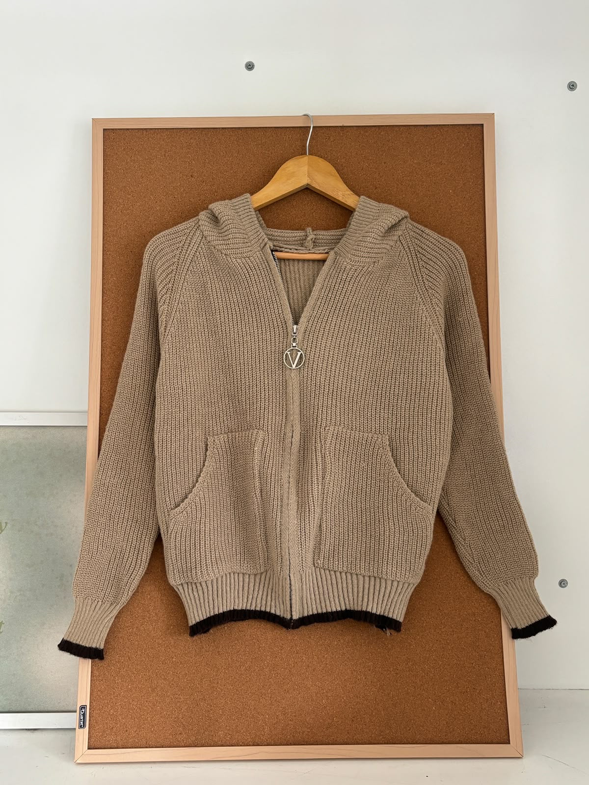 Knitted hoodie