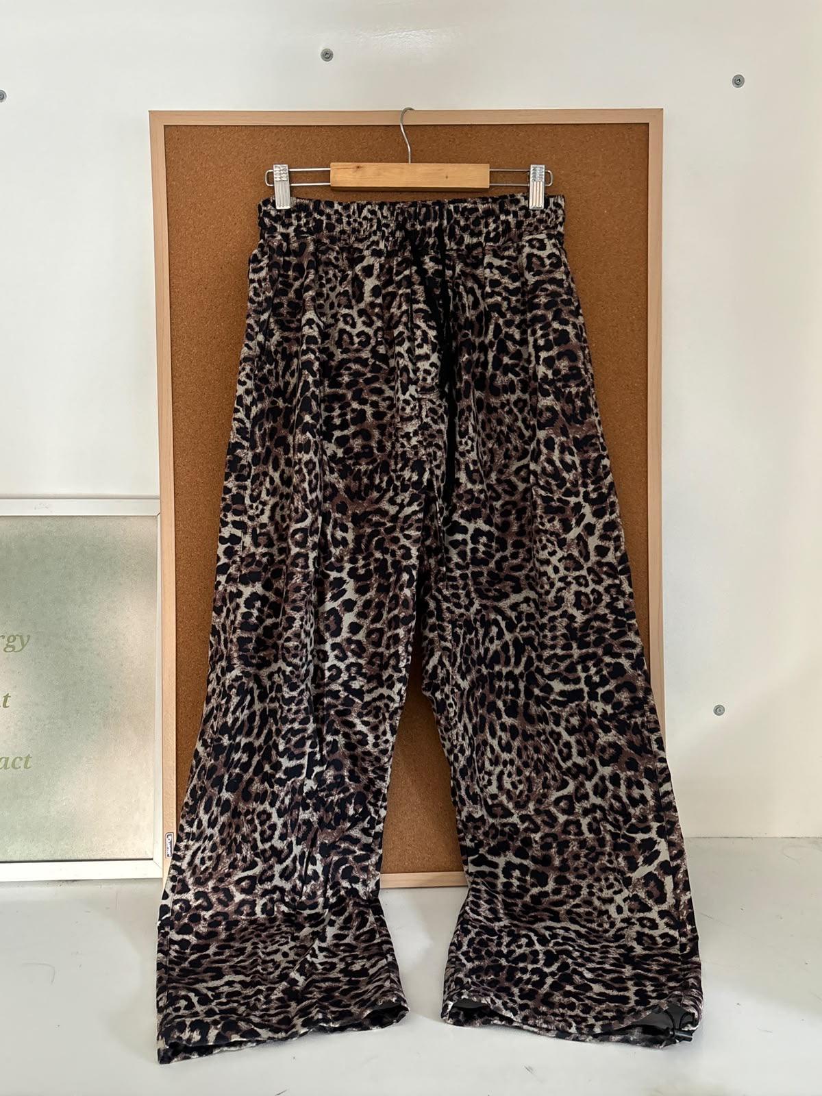 Baggy parachute pants