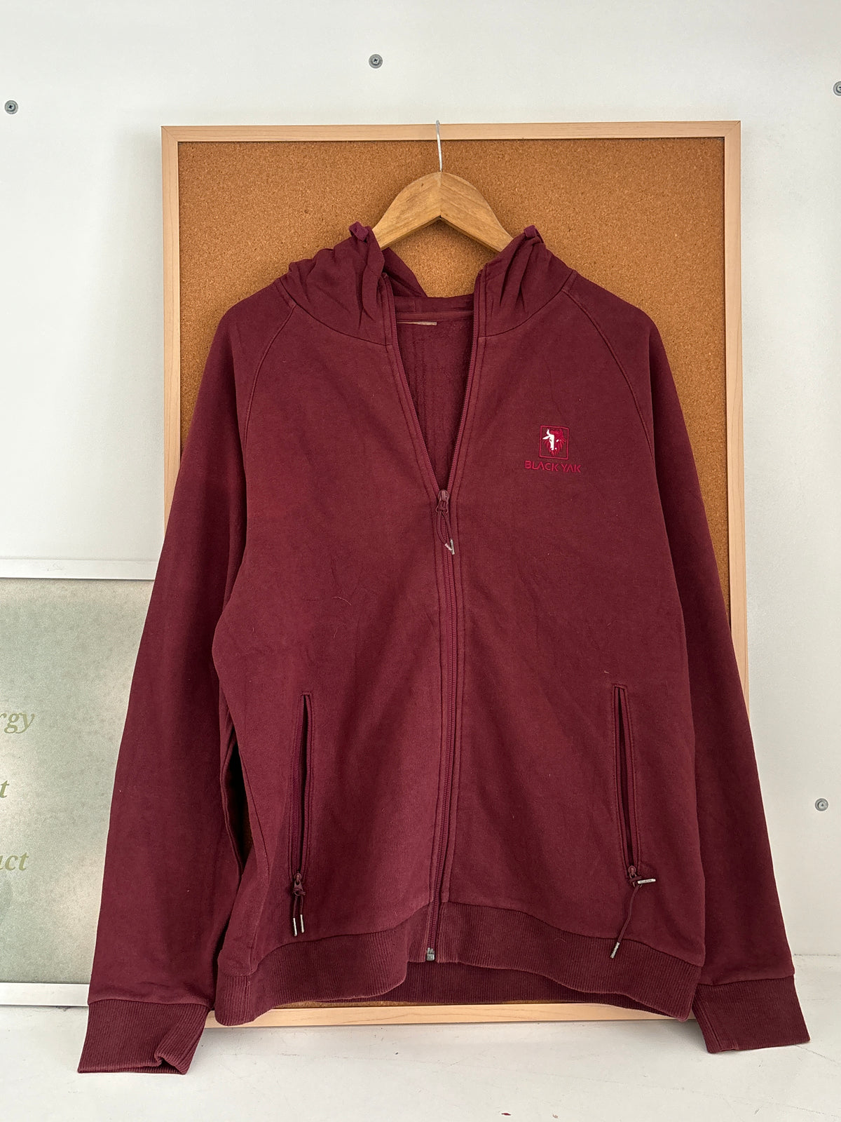 BlackYak zipper hoodie