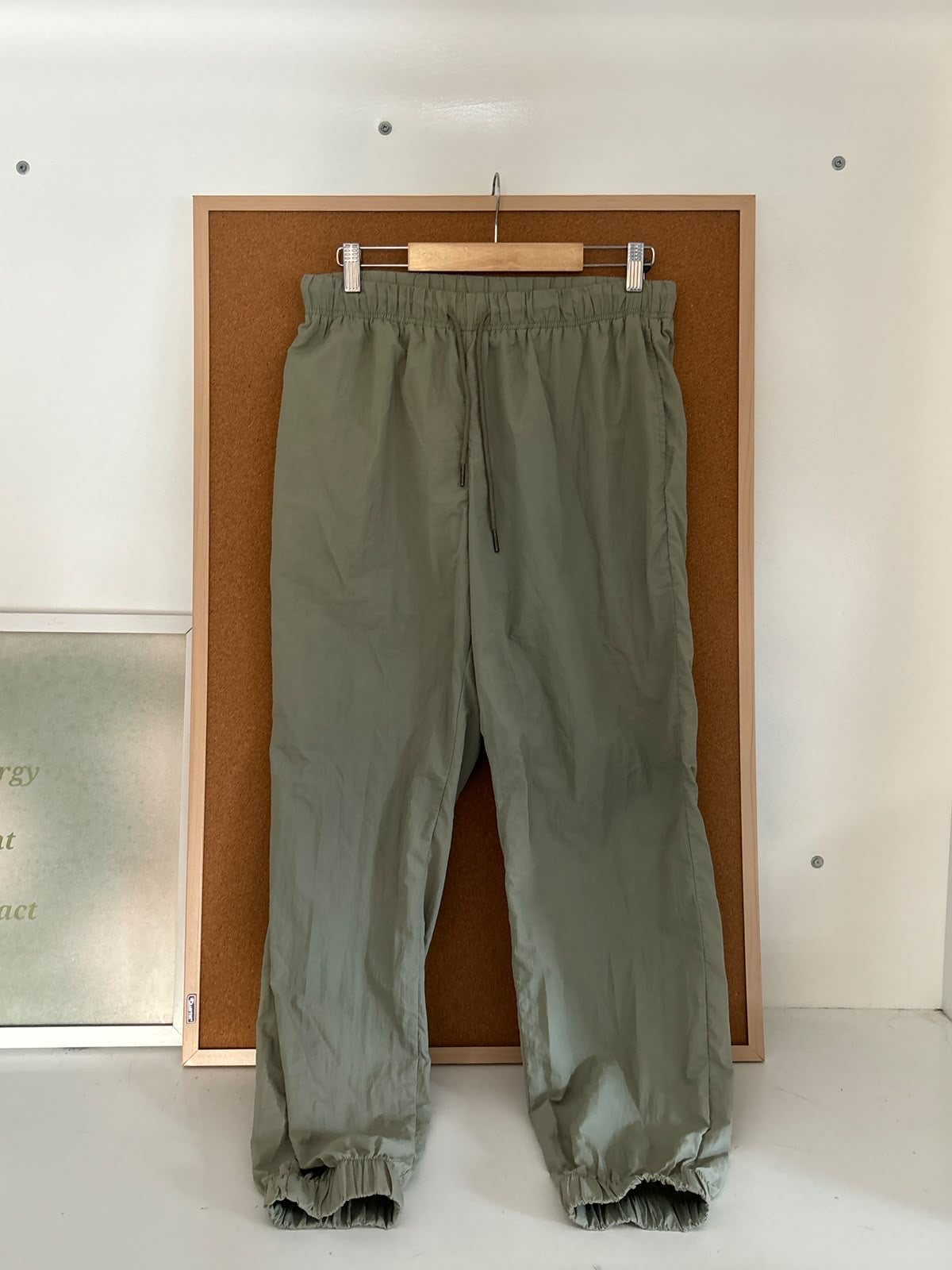 Parachute pants