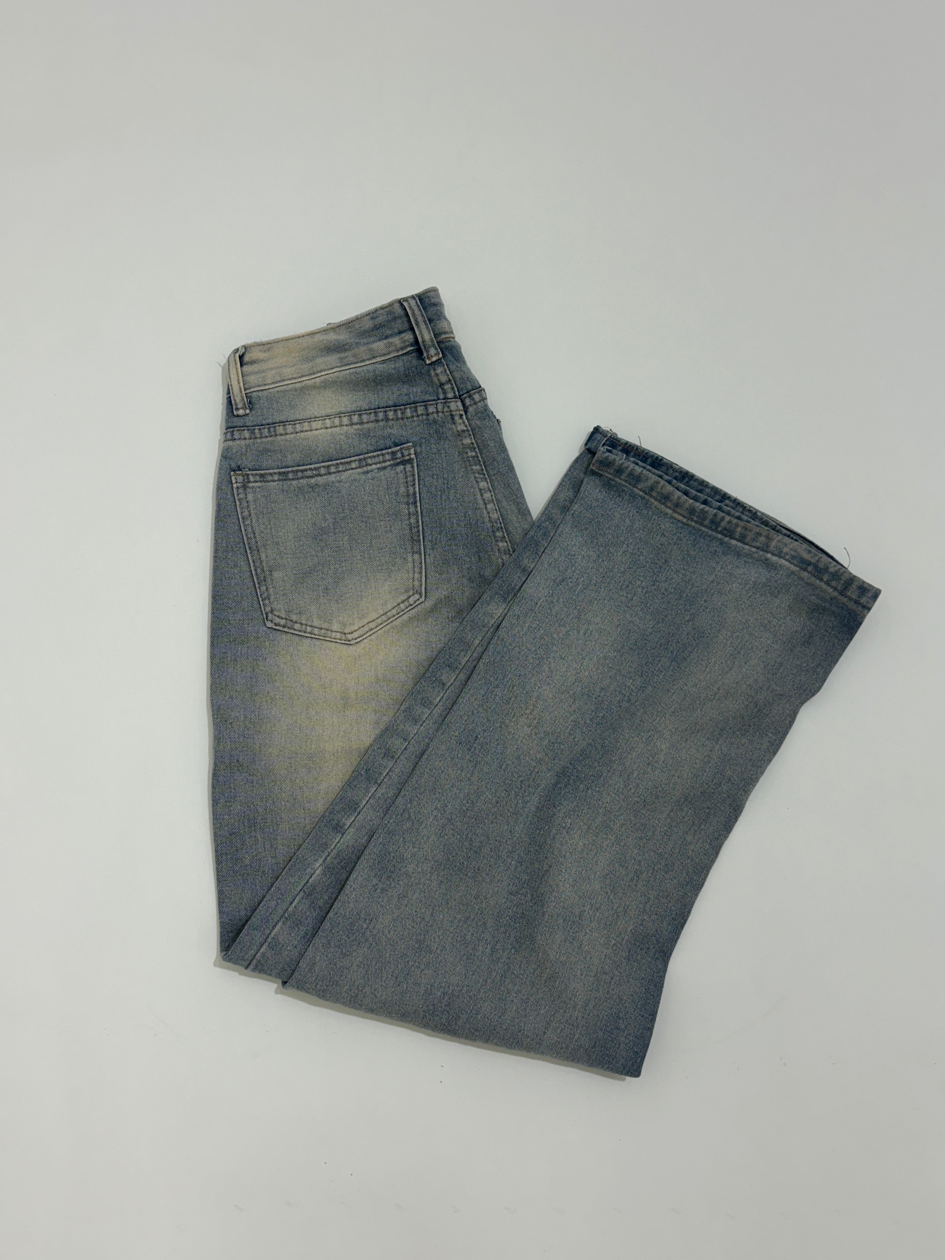 Highwaisted straight fit jeans