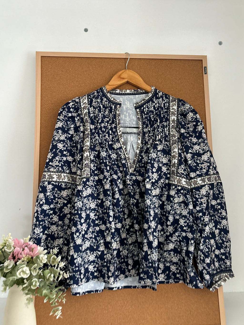 Modest top