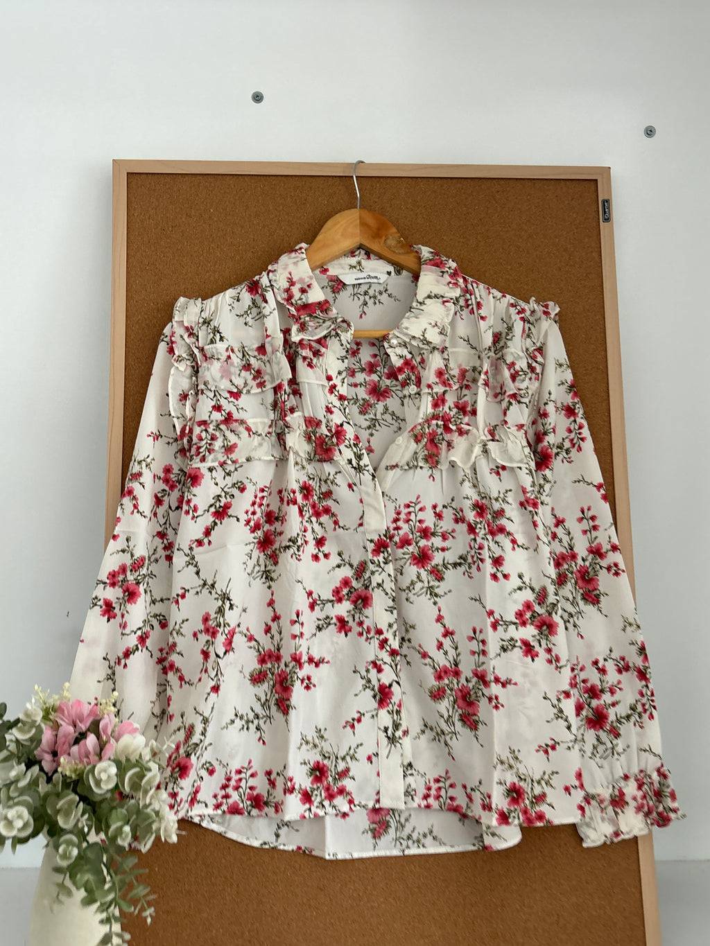 Modest top