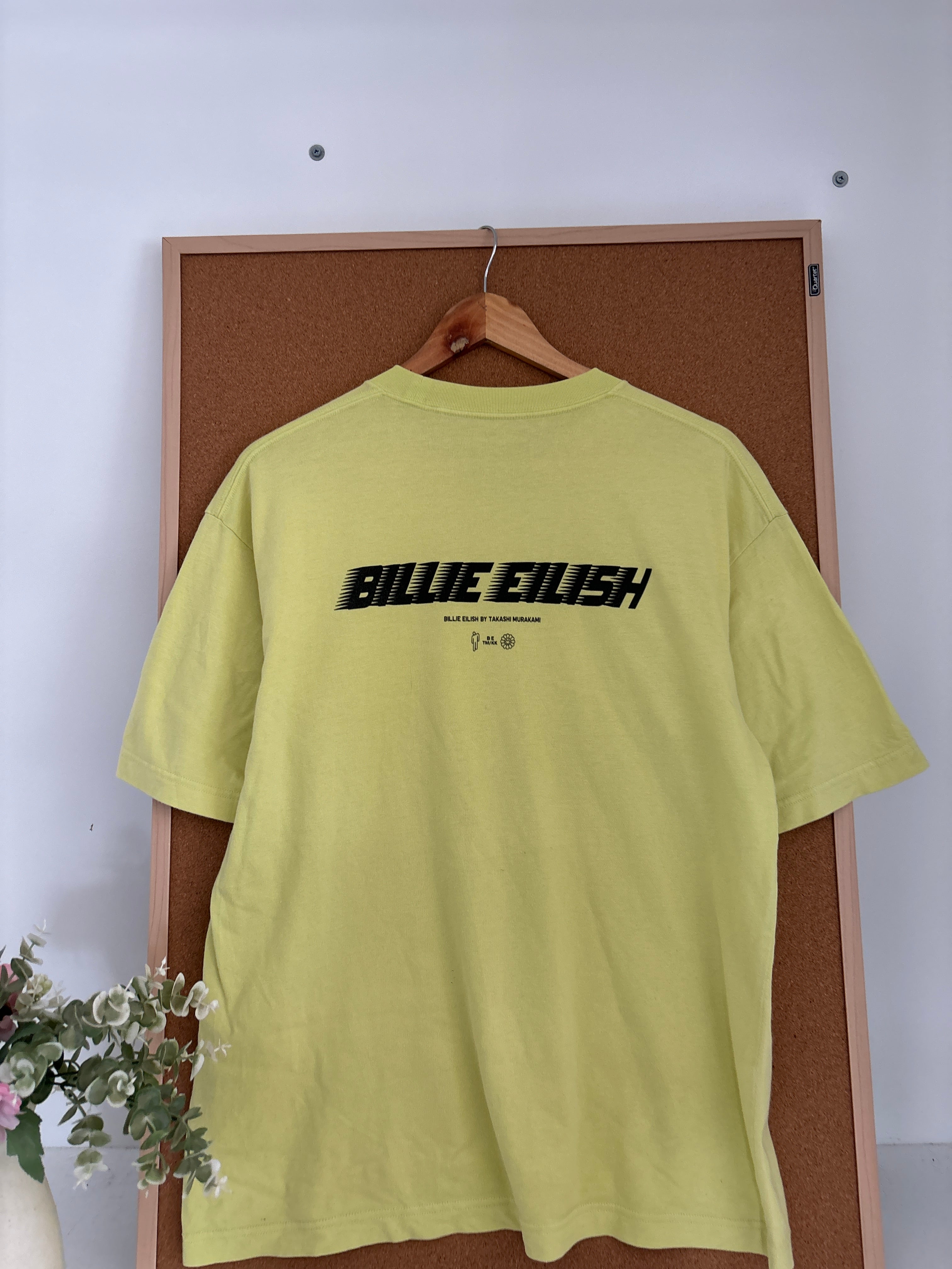 Uniqlo*Billie Eilish tshirt