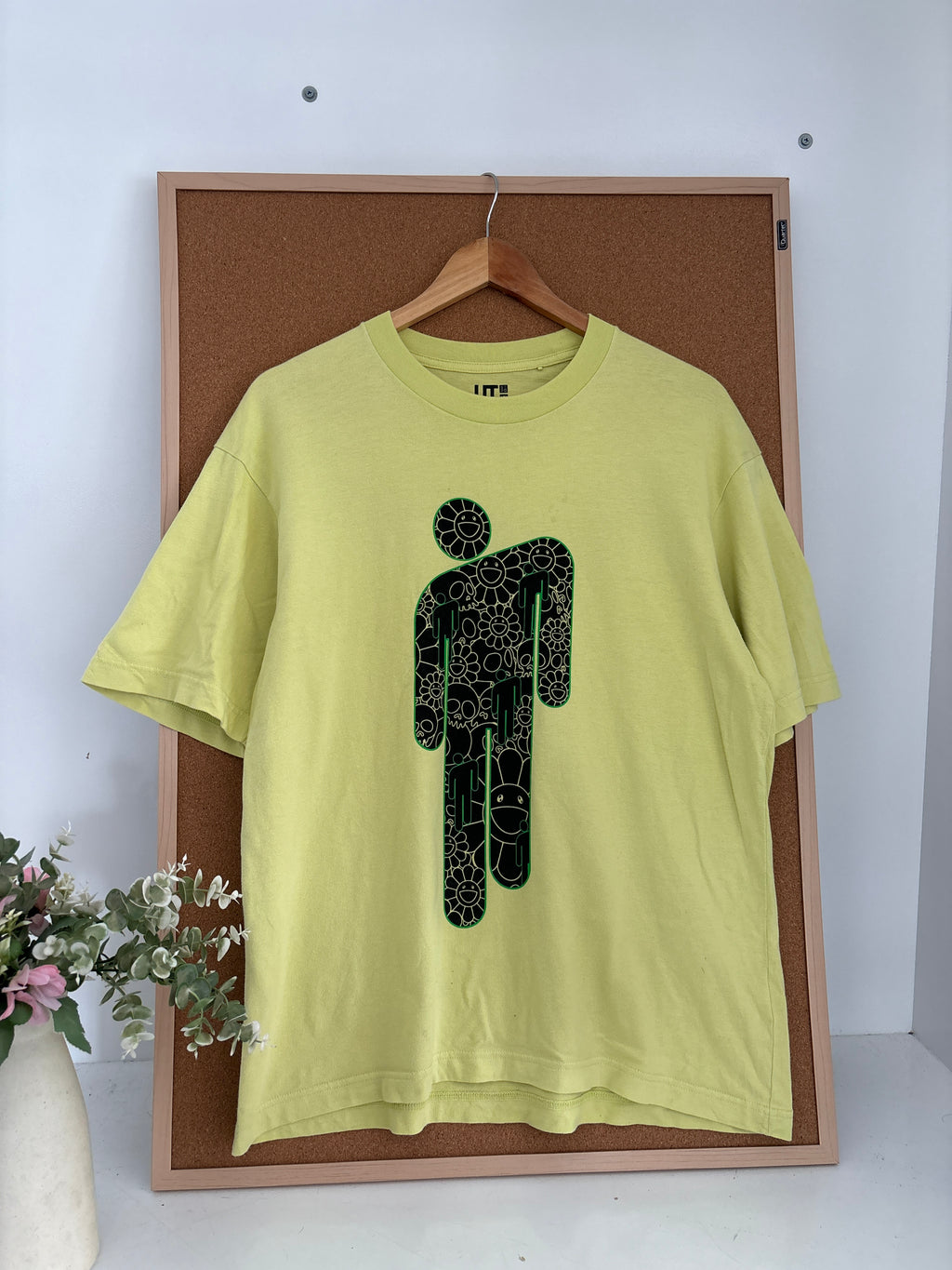 Uniqlo*Billie Eilish tshirt
