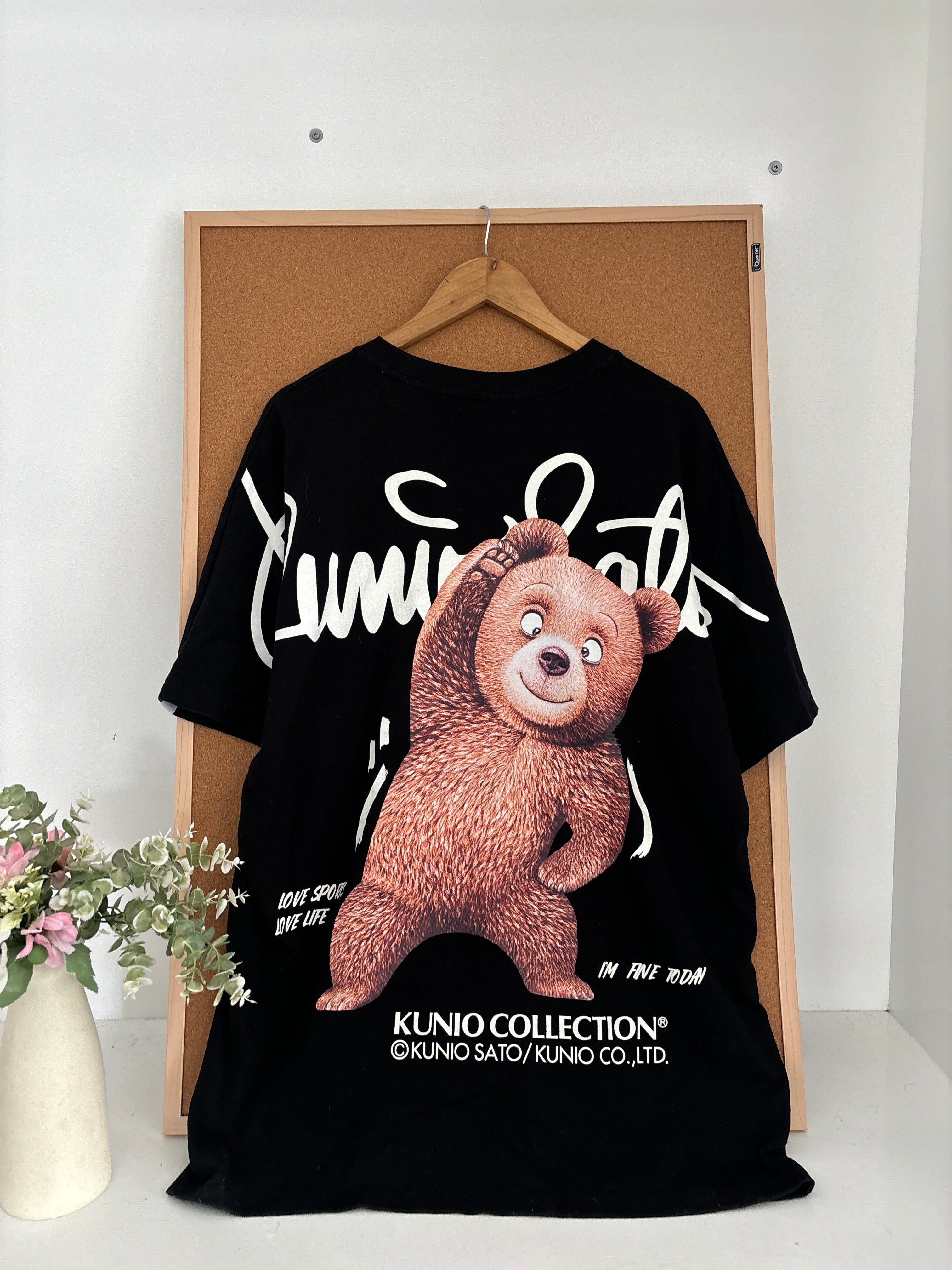 Graphic tshirt