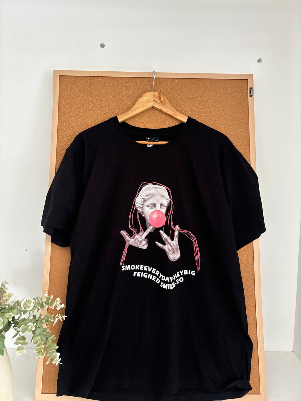 Graphic tshirt