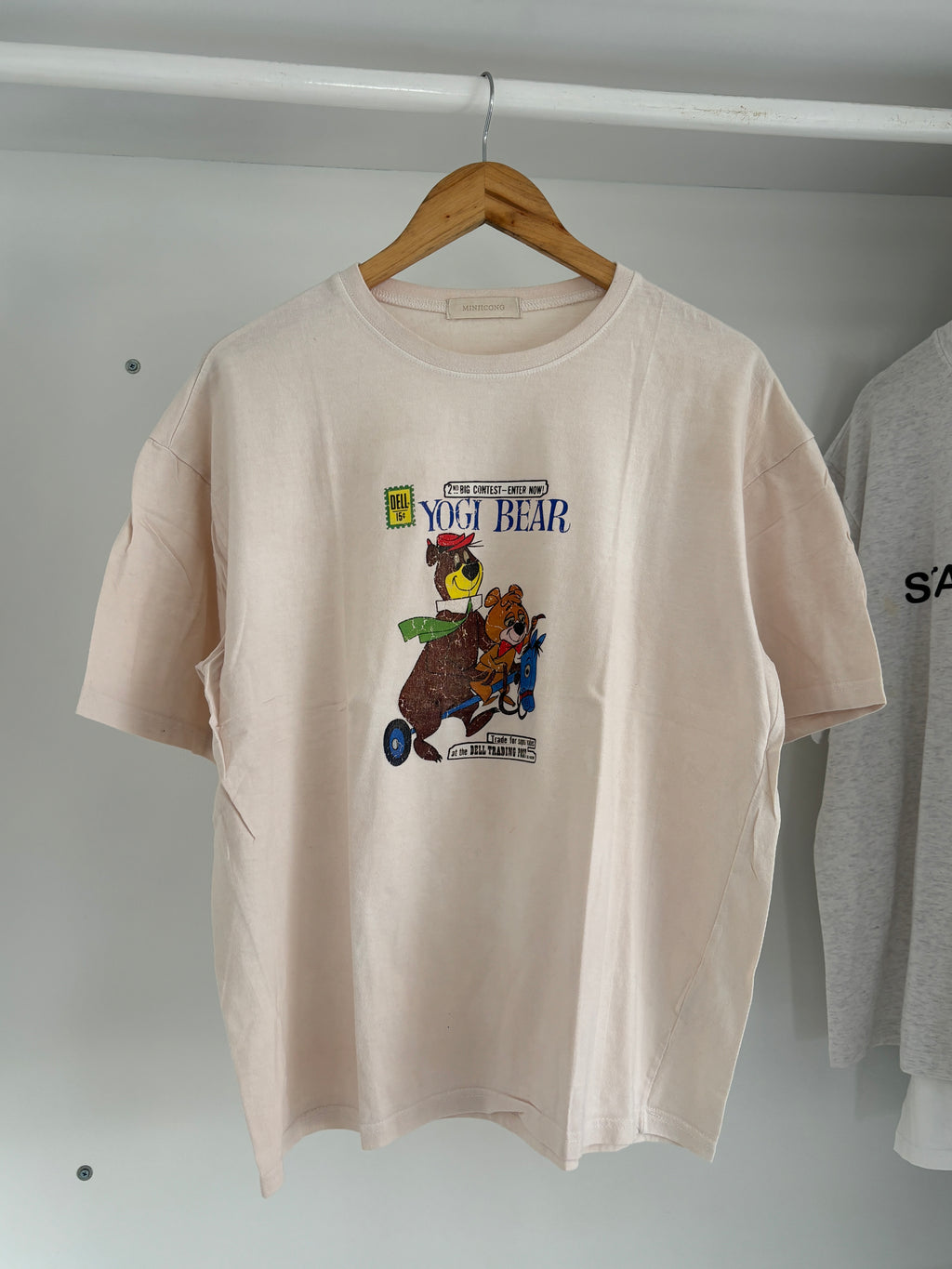 Graphic tshirt