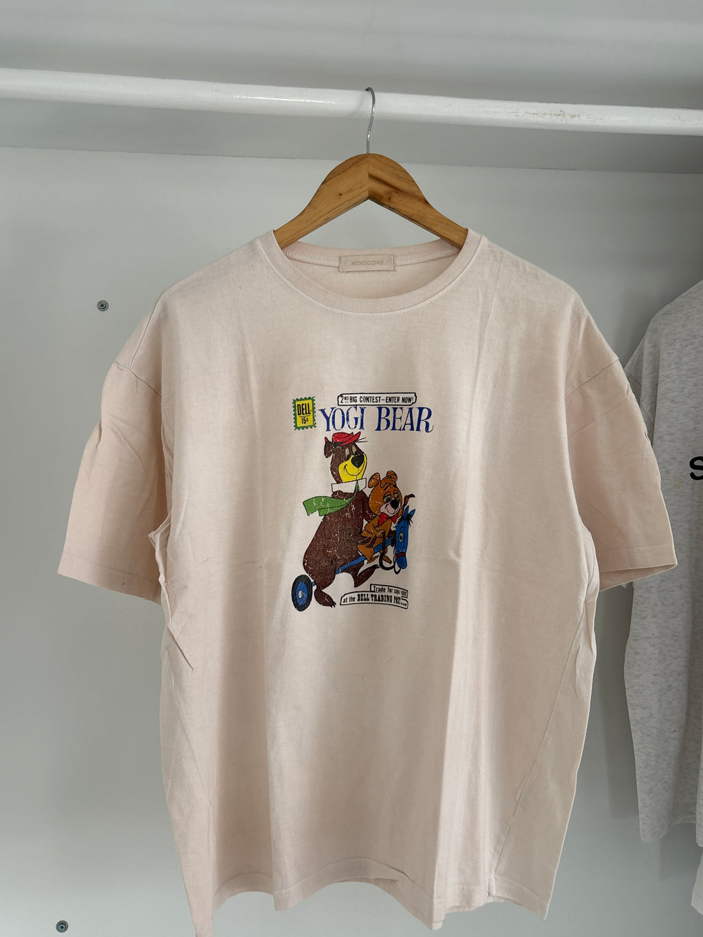 Graphic tshirt