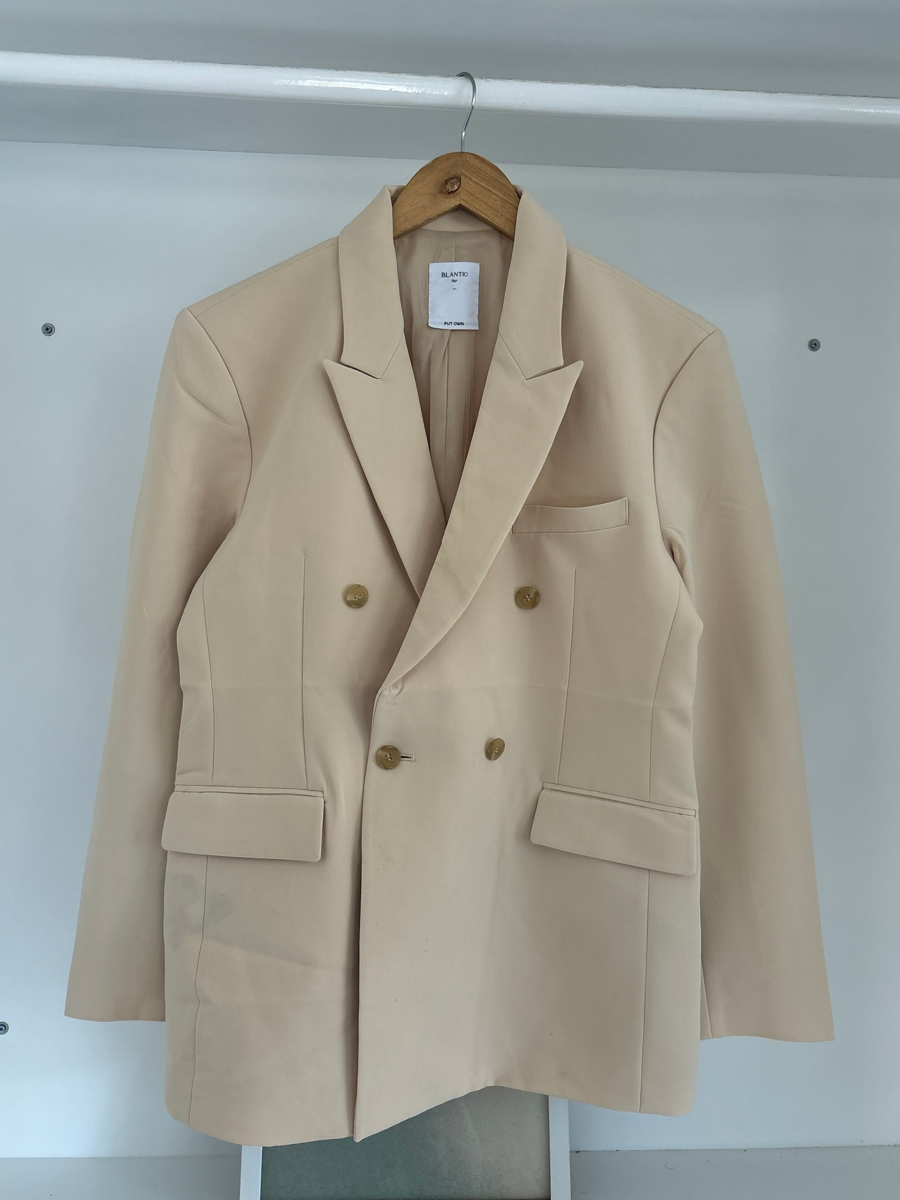 Butter yellow blazer