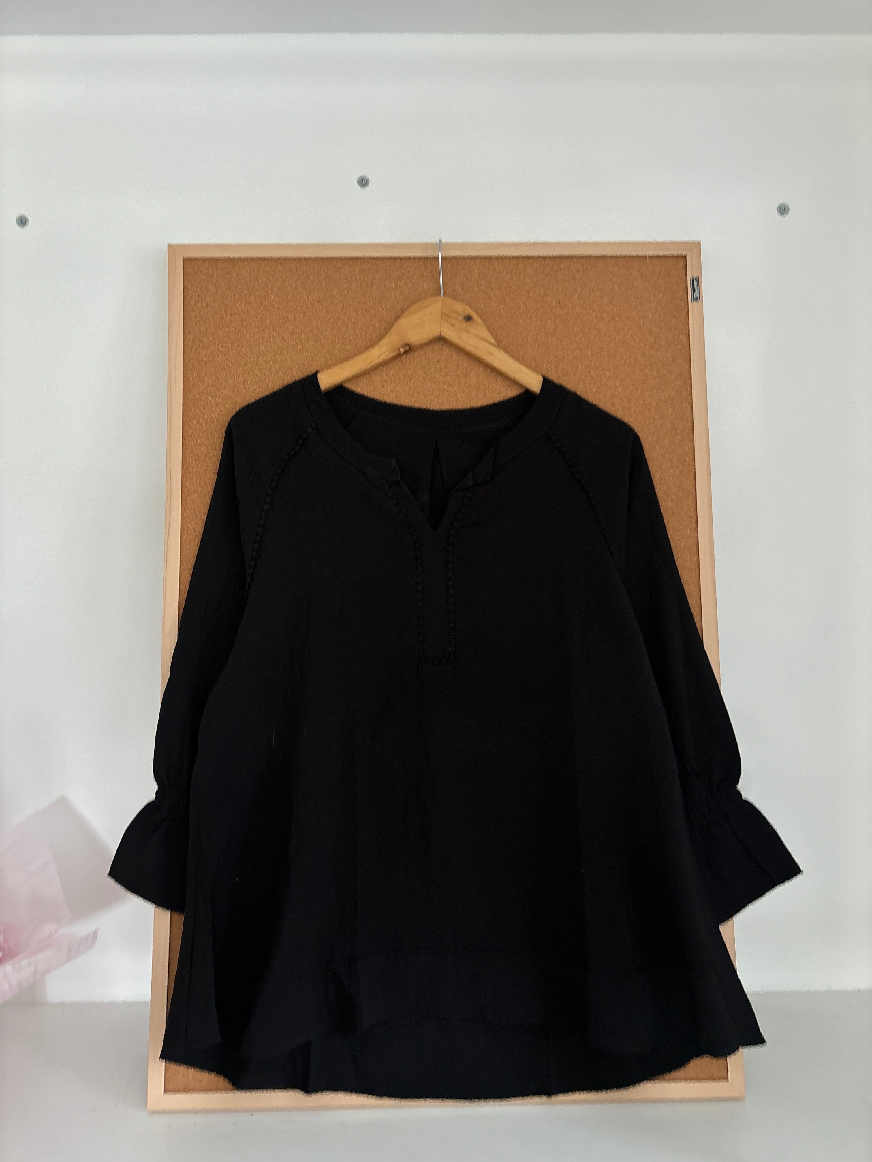 Black shirt
