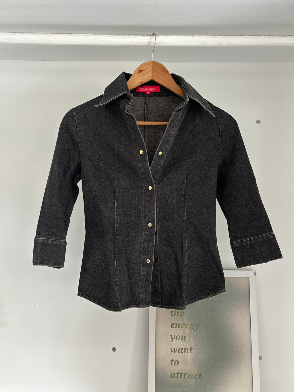 Fitted denim shirt