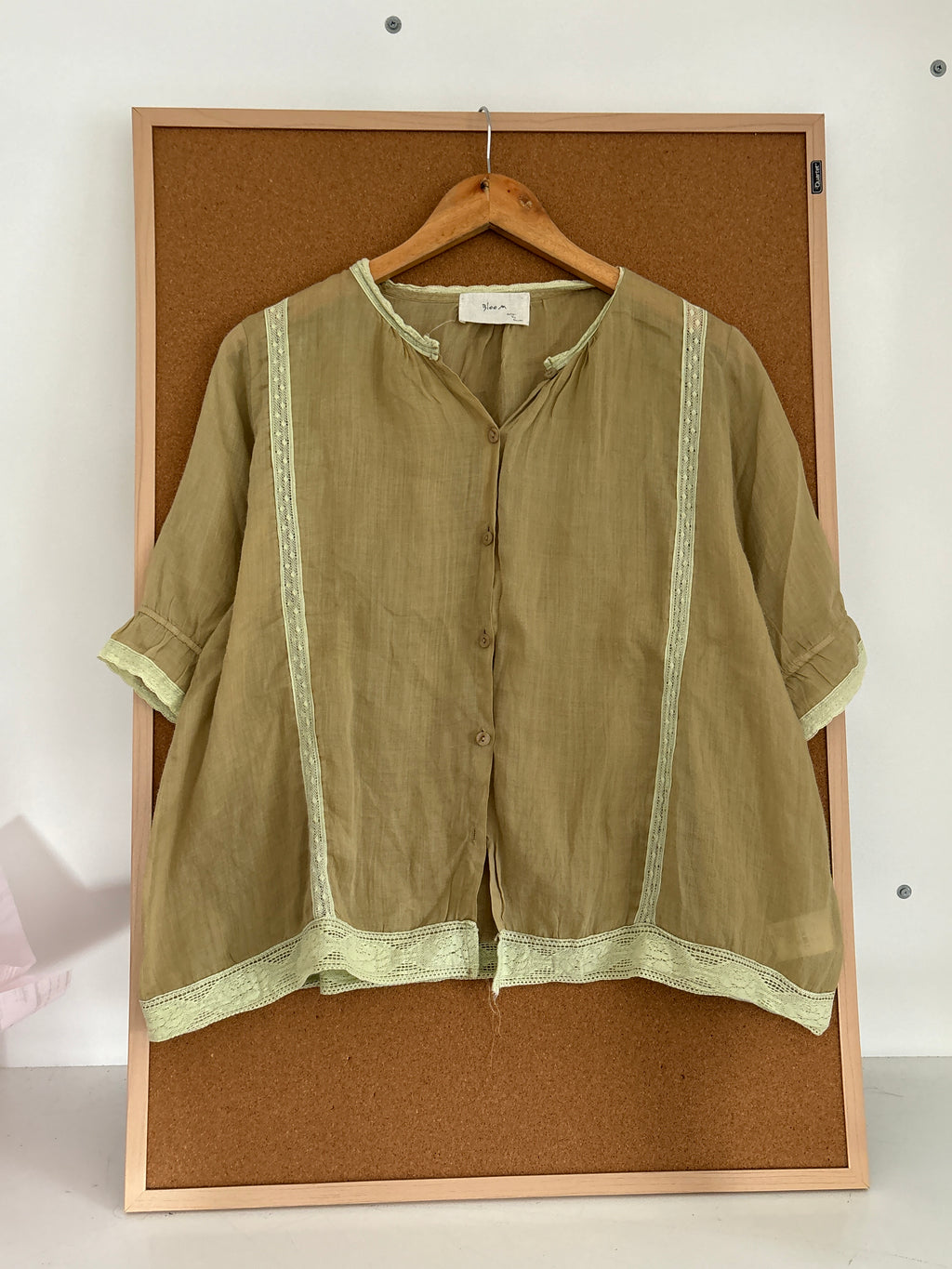 Linen shirt