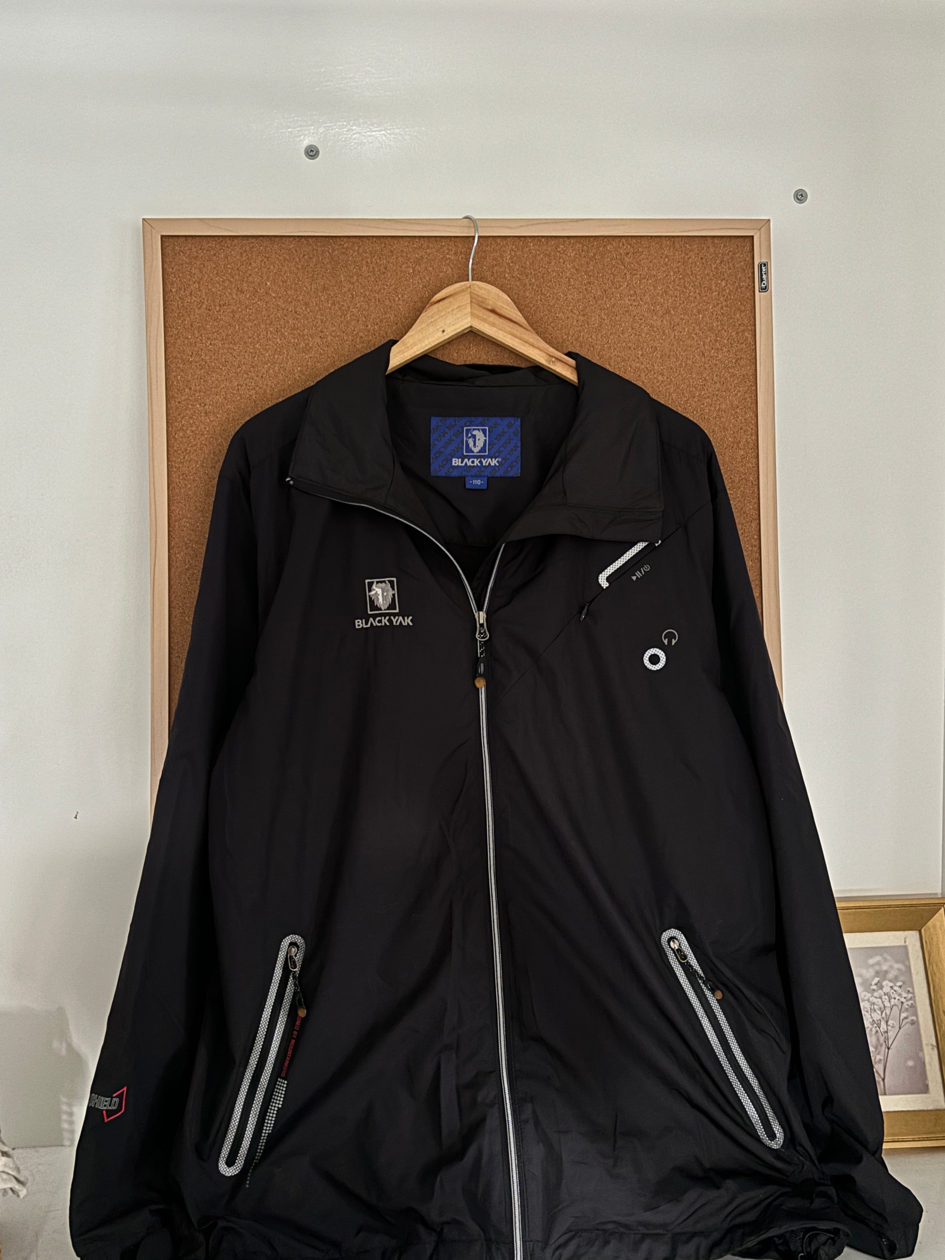 BlAcKYAK authentic windbreaker