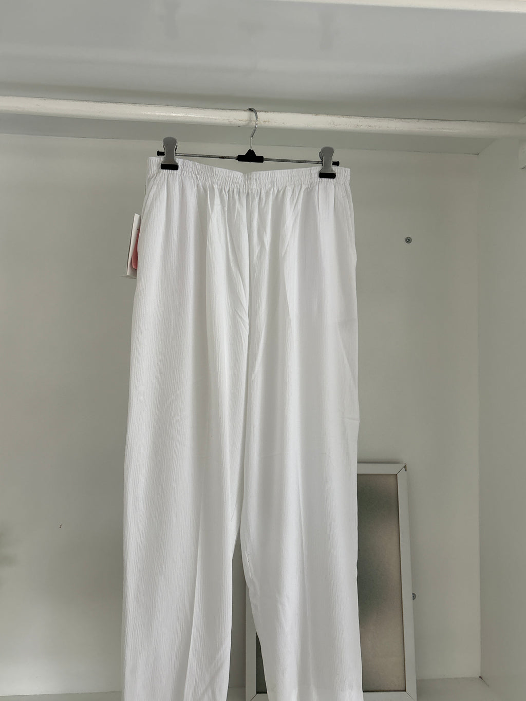 White linen trouser