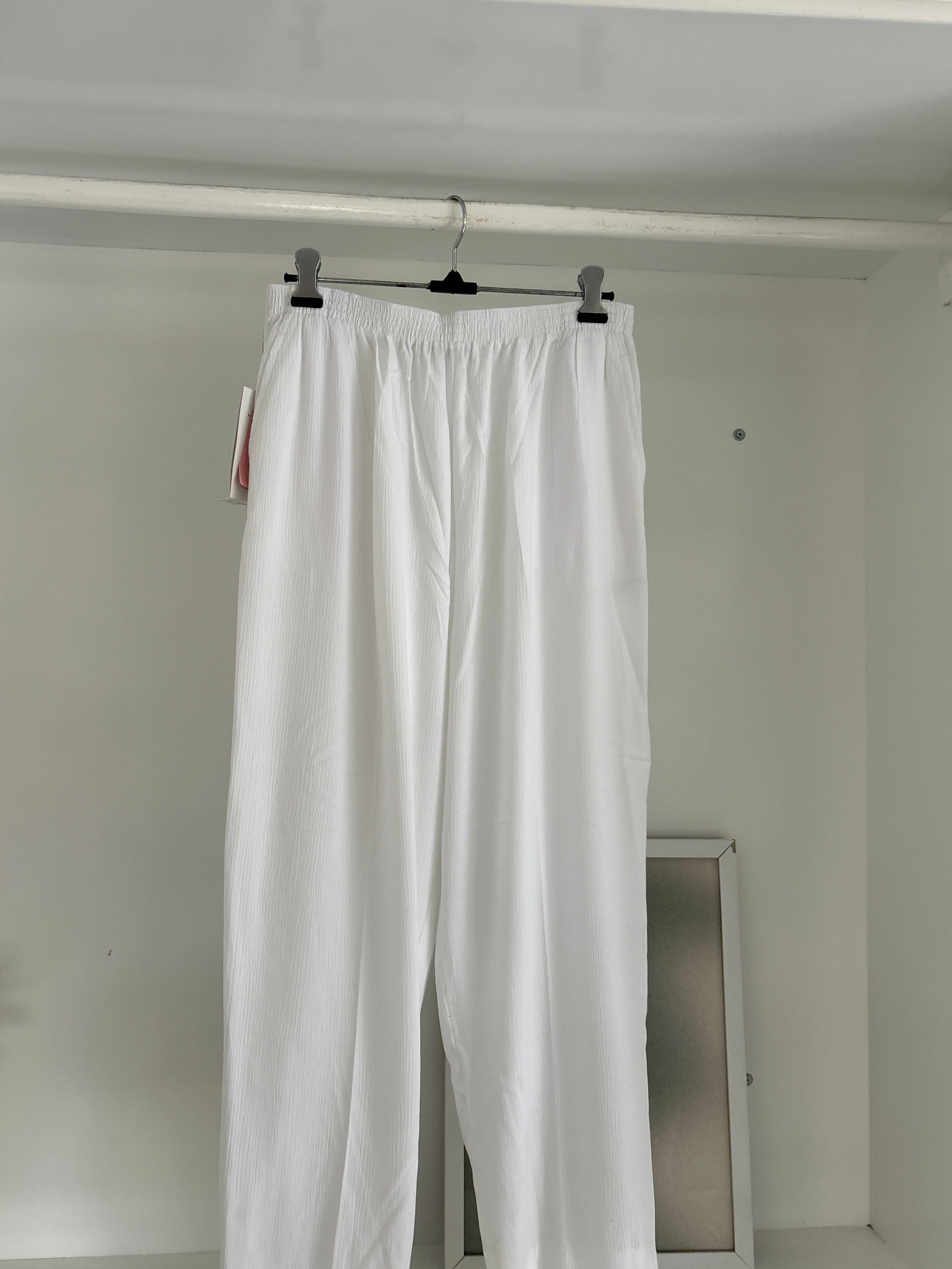 White linen trouser