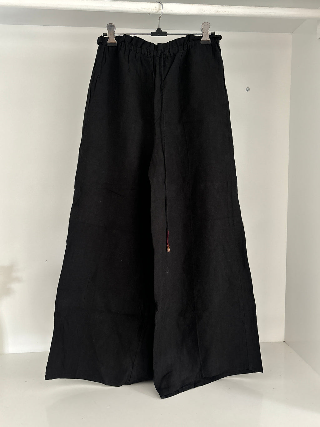 Black linen trouser
