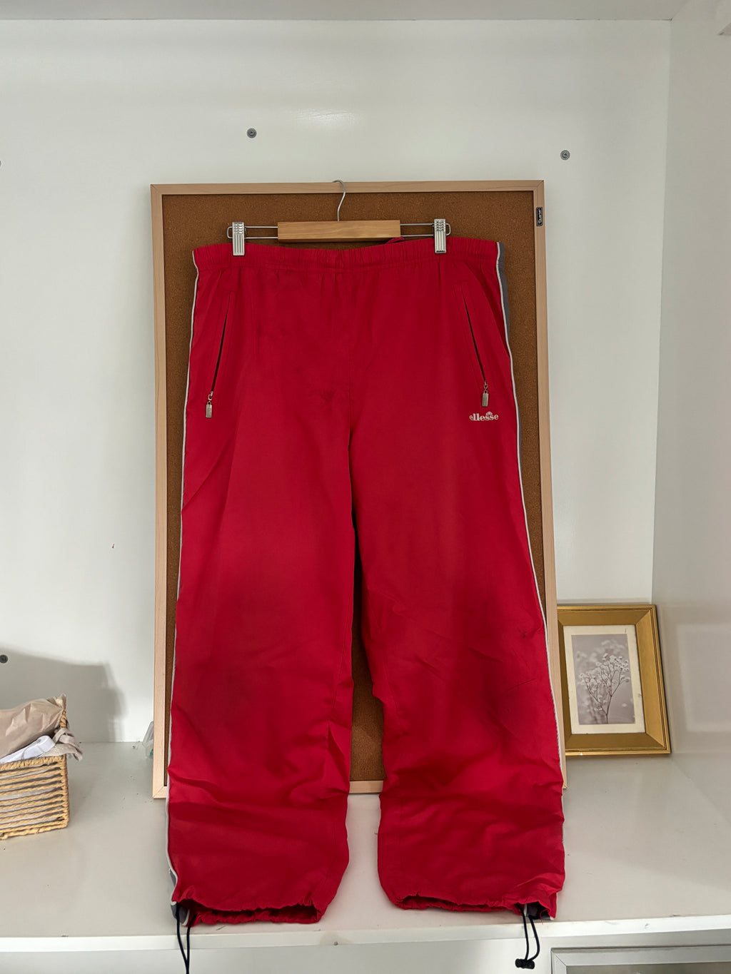ellesse parachute pants