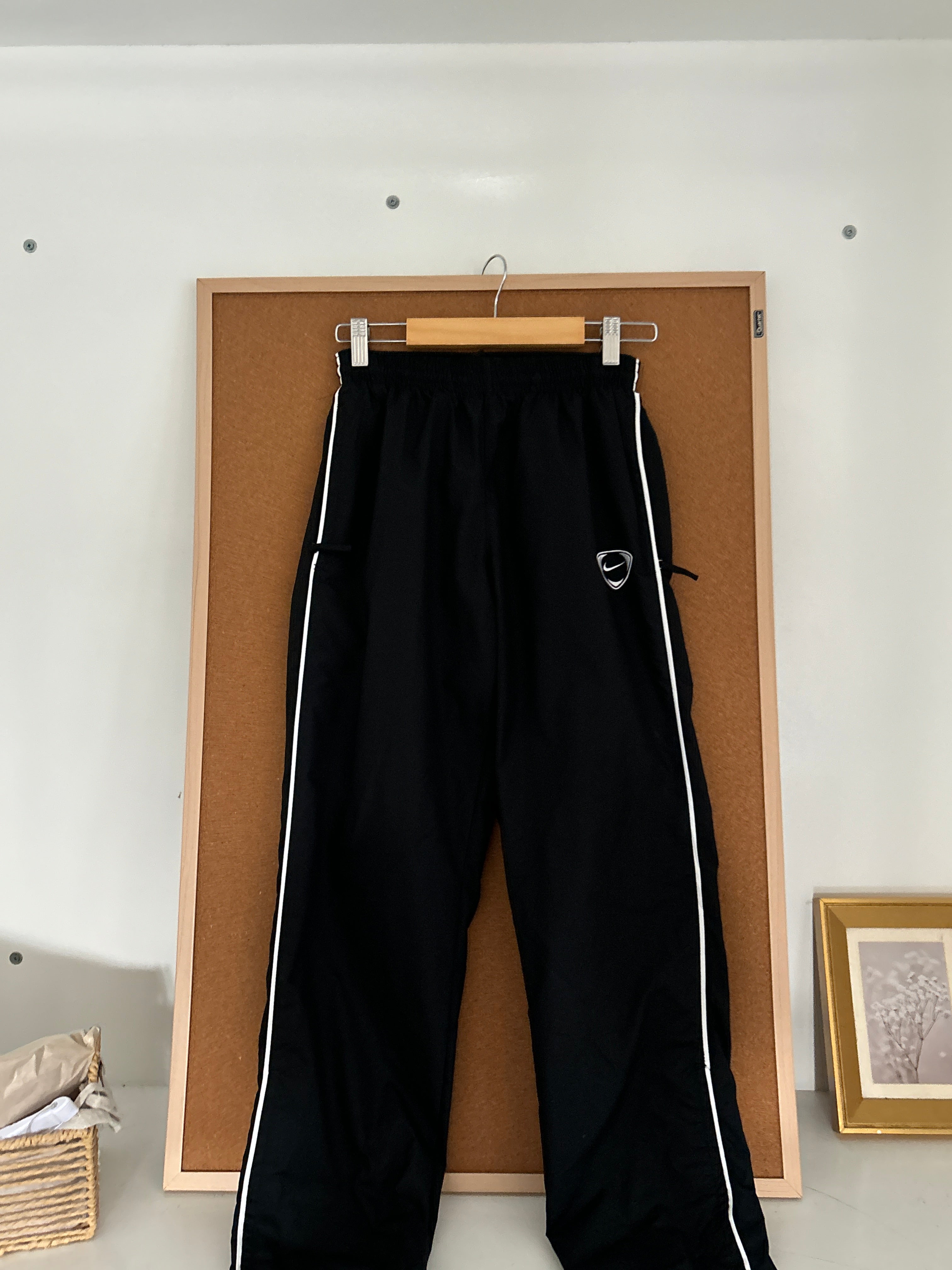 Nike authentic parachute pants