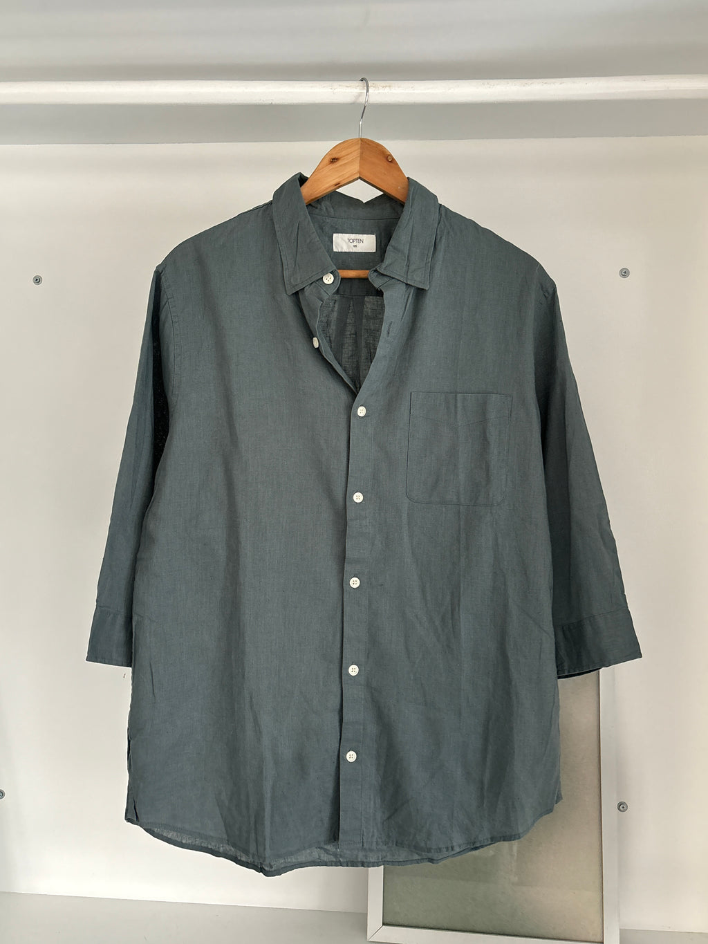 linen shirt