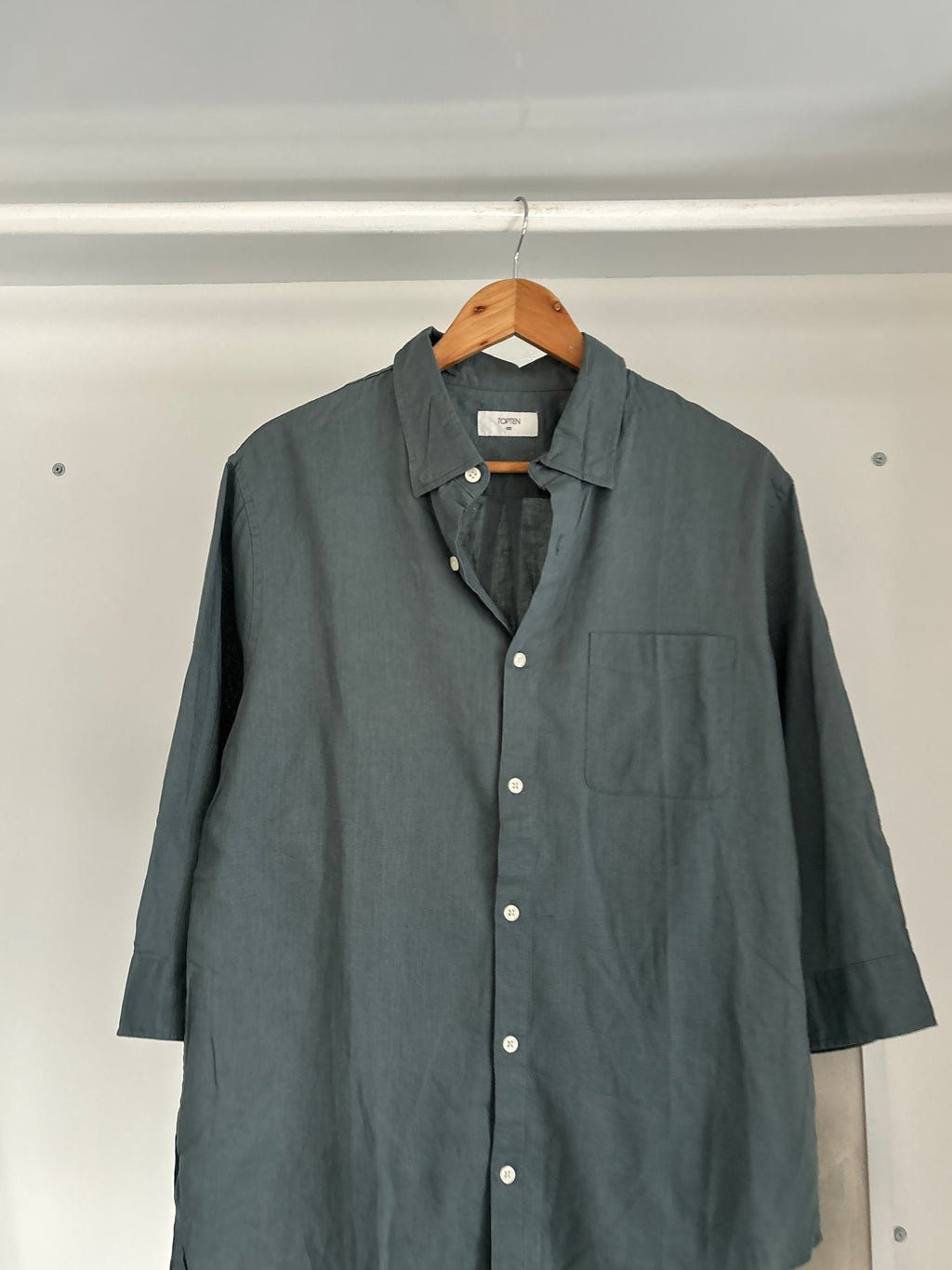 linen shirt