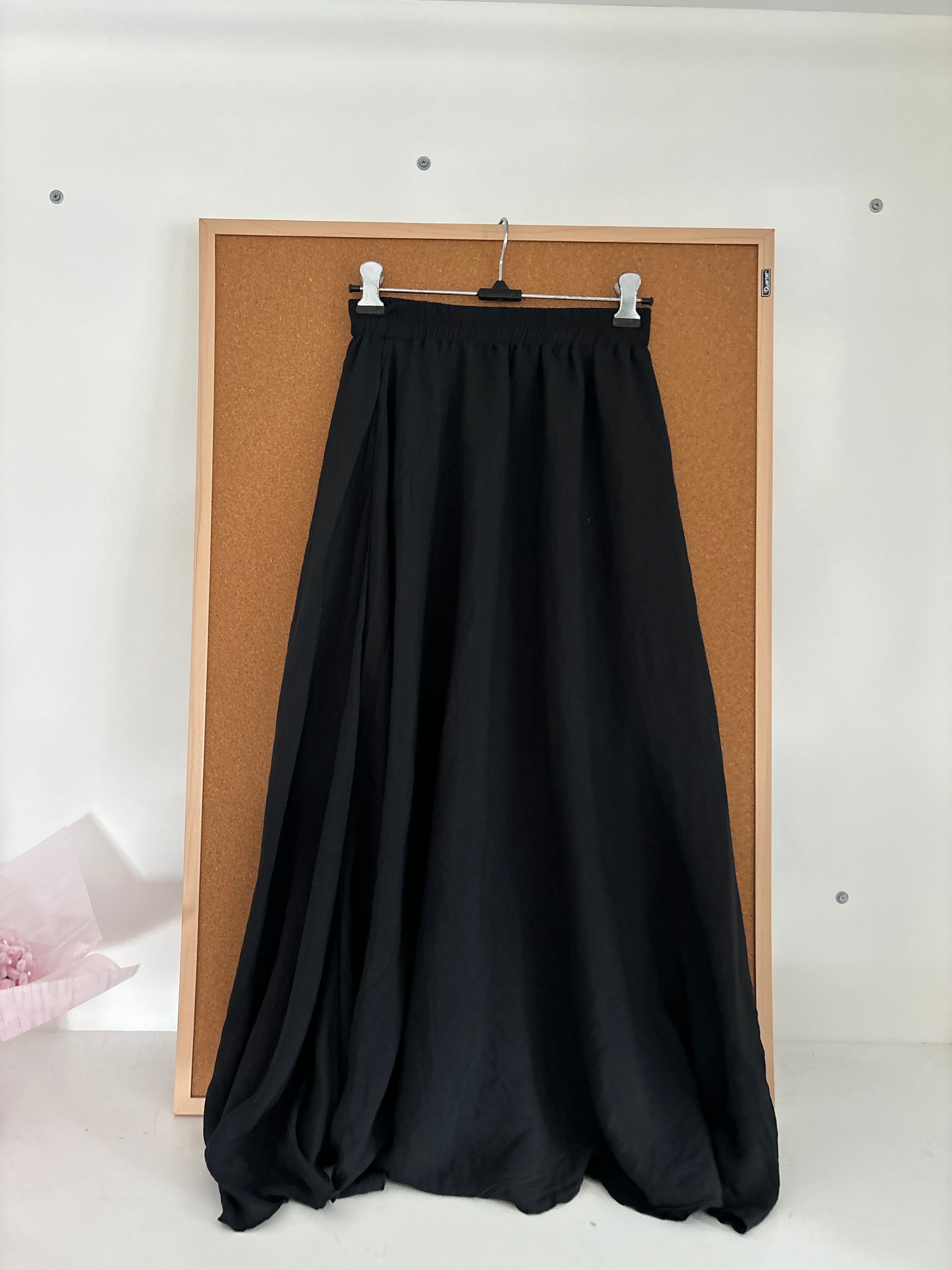 Black skirt