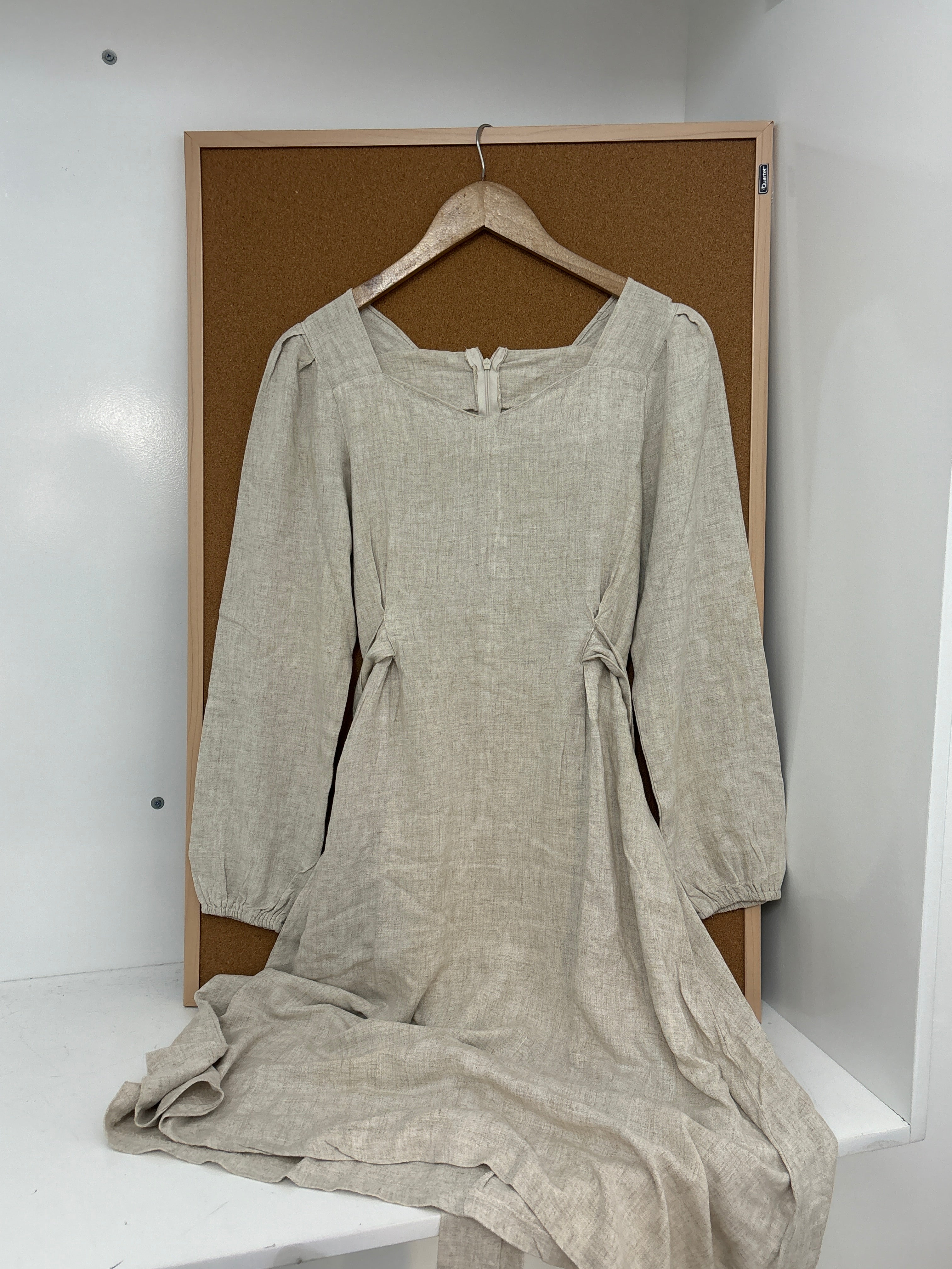 Linen beige dress