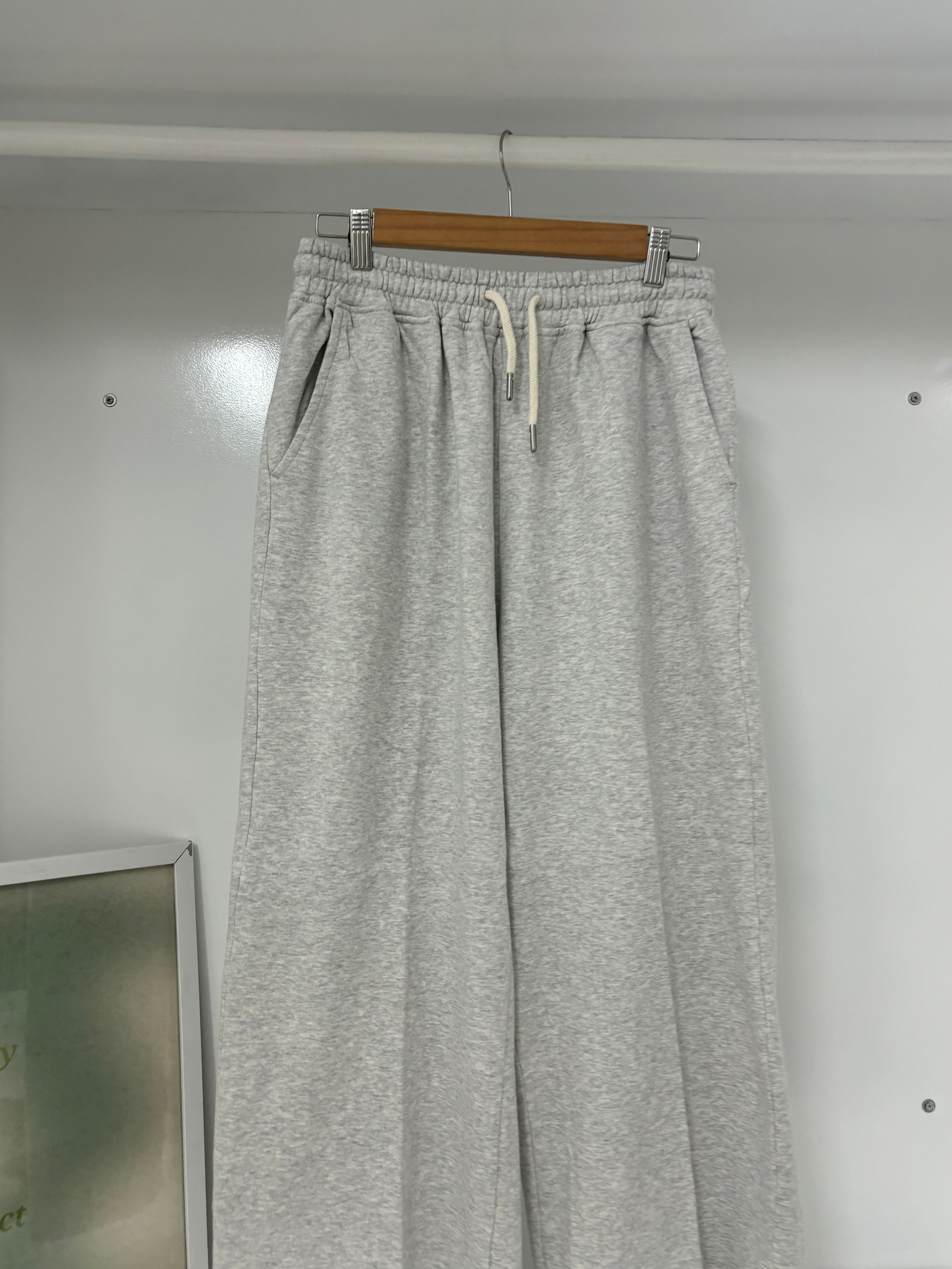 Baggy unisex joggers