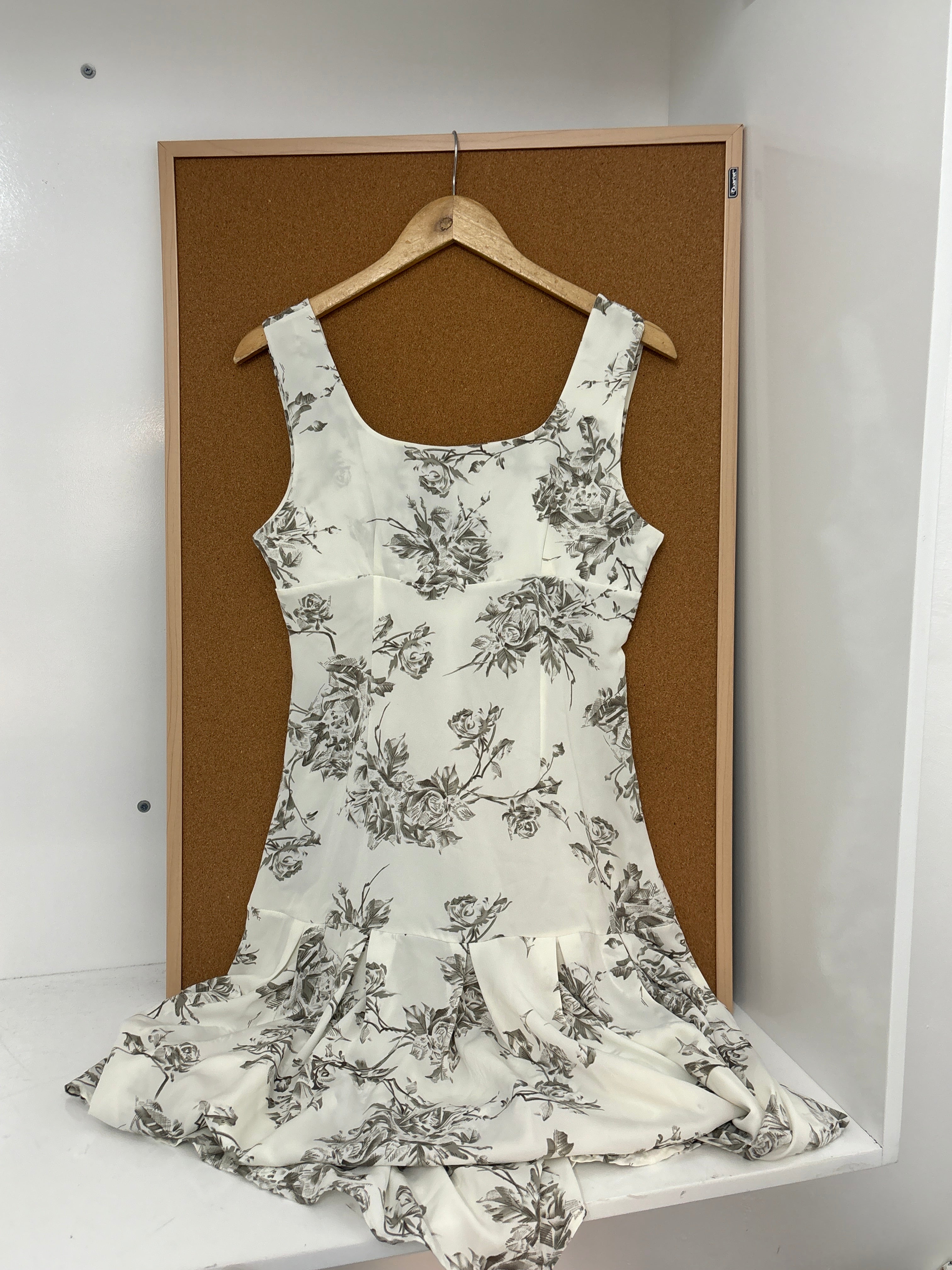 Modest dress