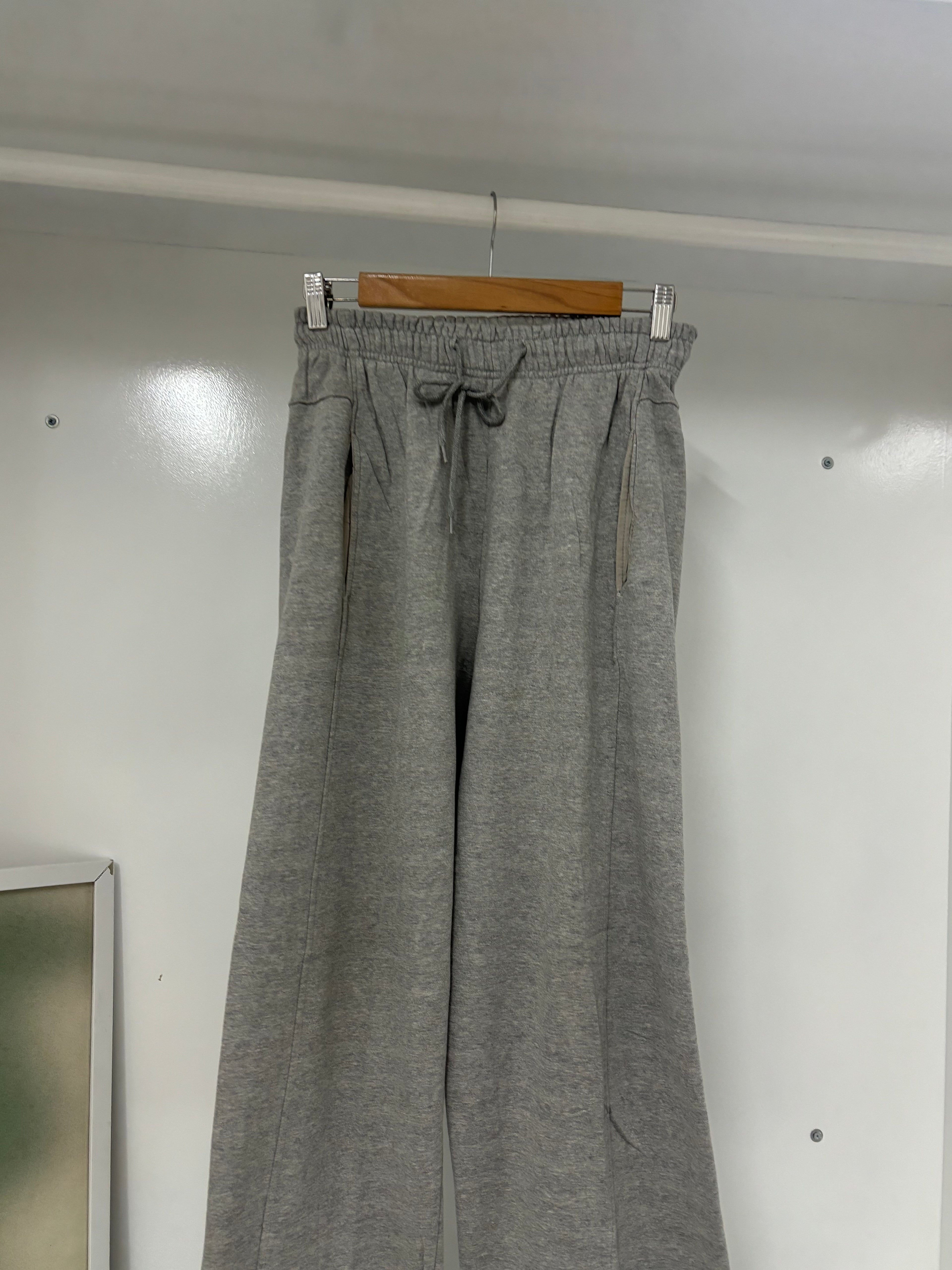 Unisex baggy joggers