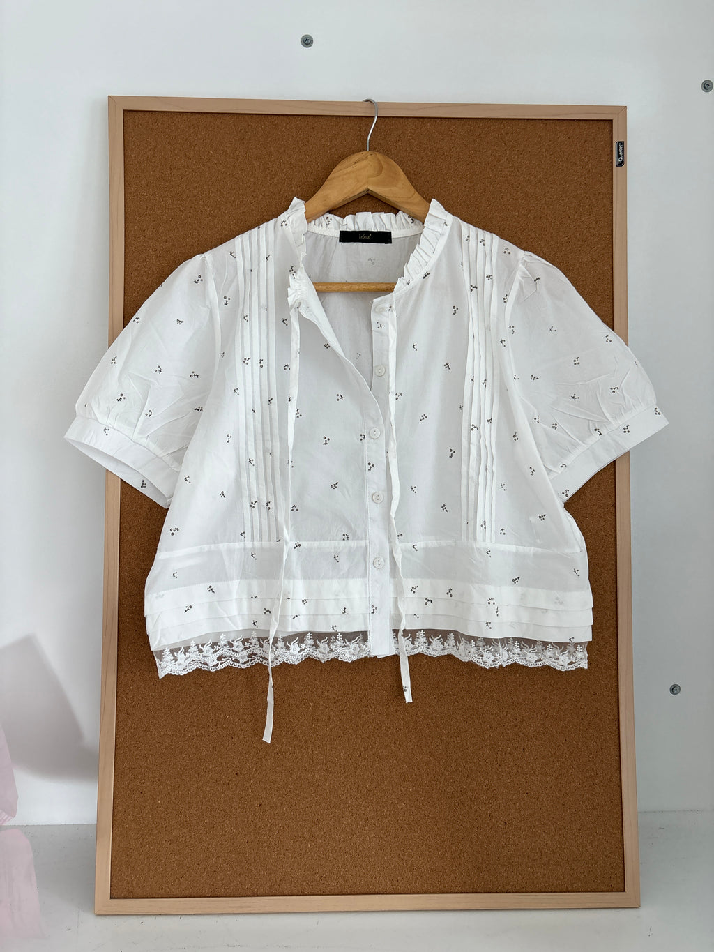 White shirt