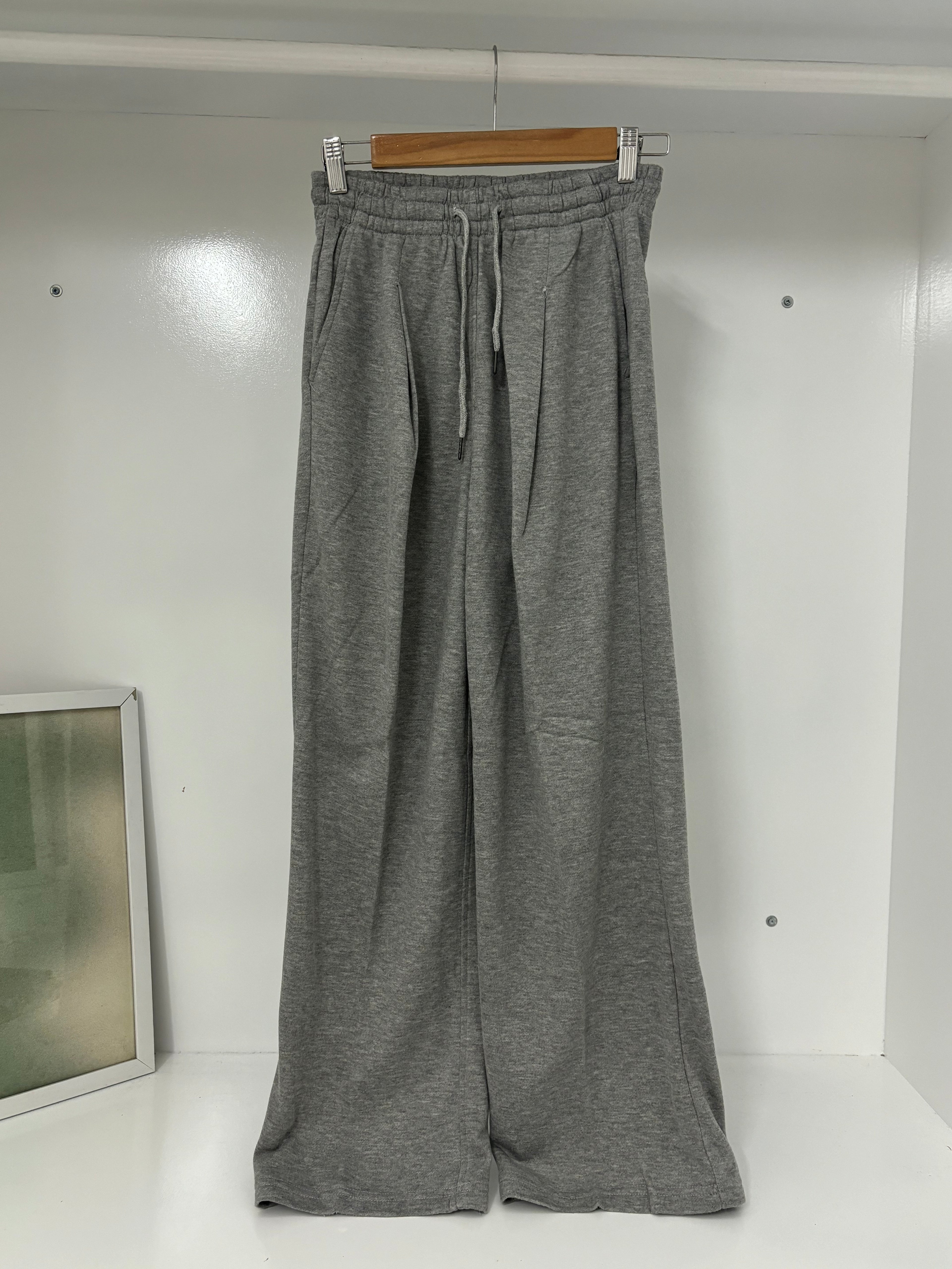 Unisex baggy joggers