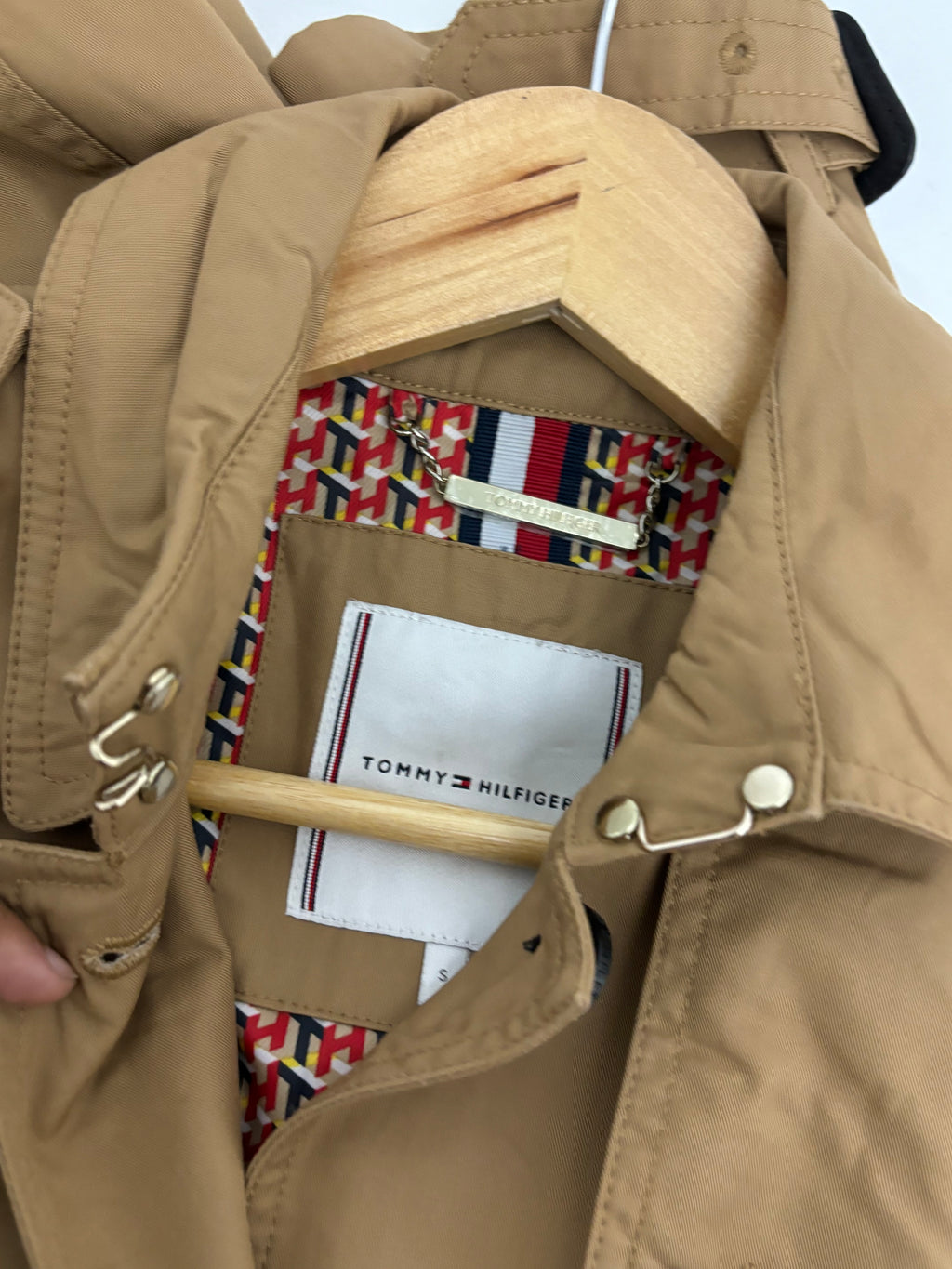 Tommy hilfigher trench coat