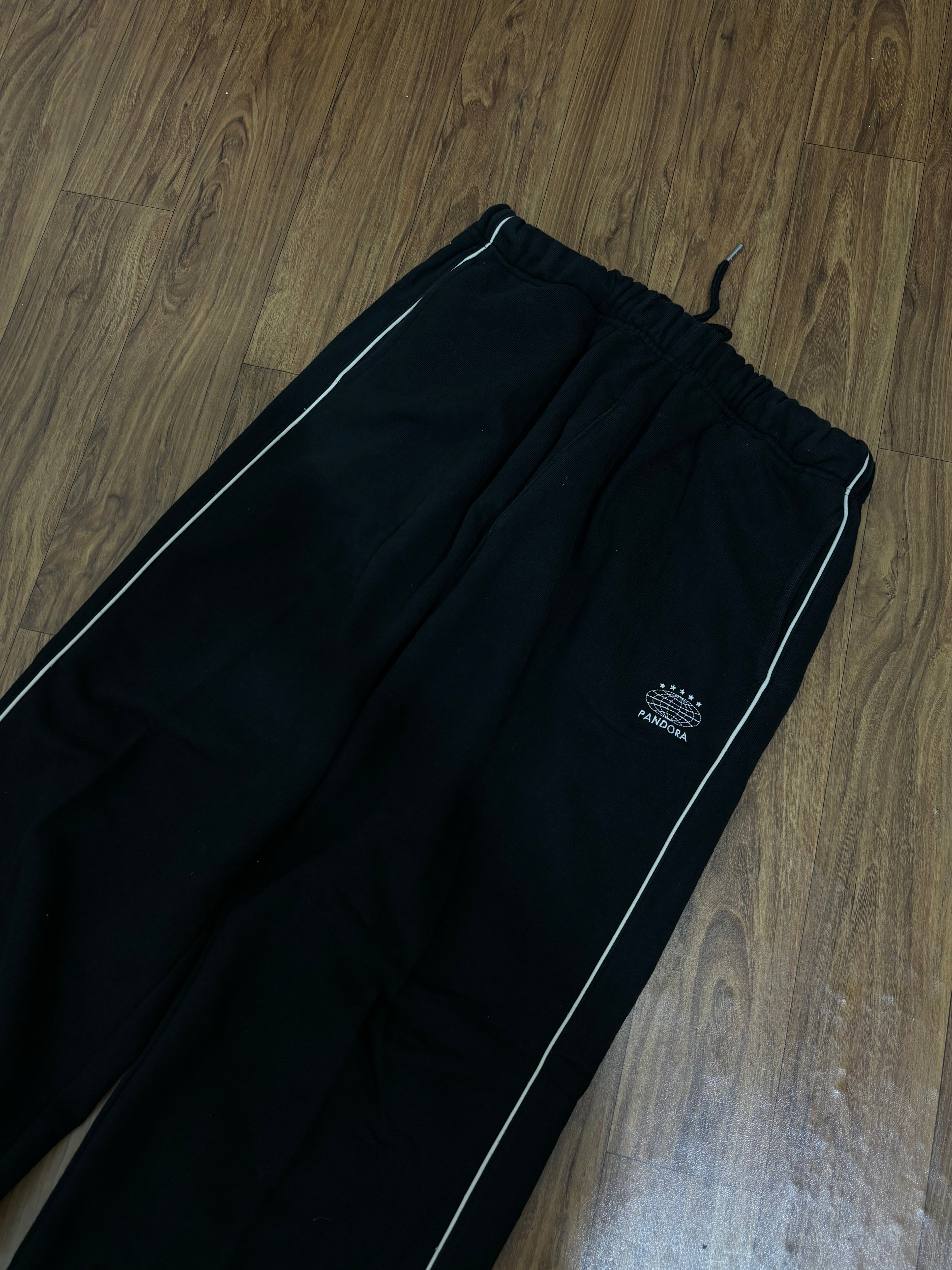 Unisex baggy joggers