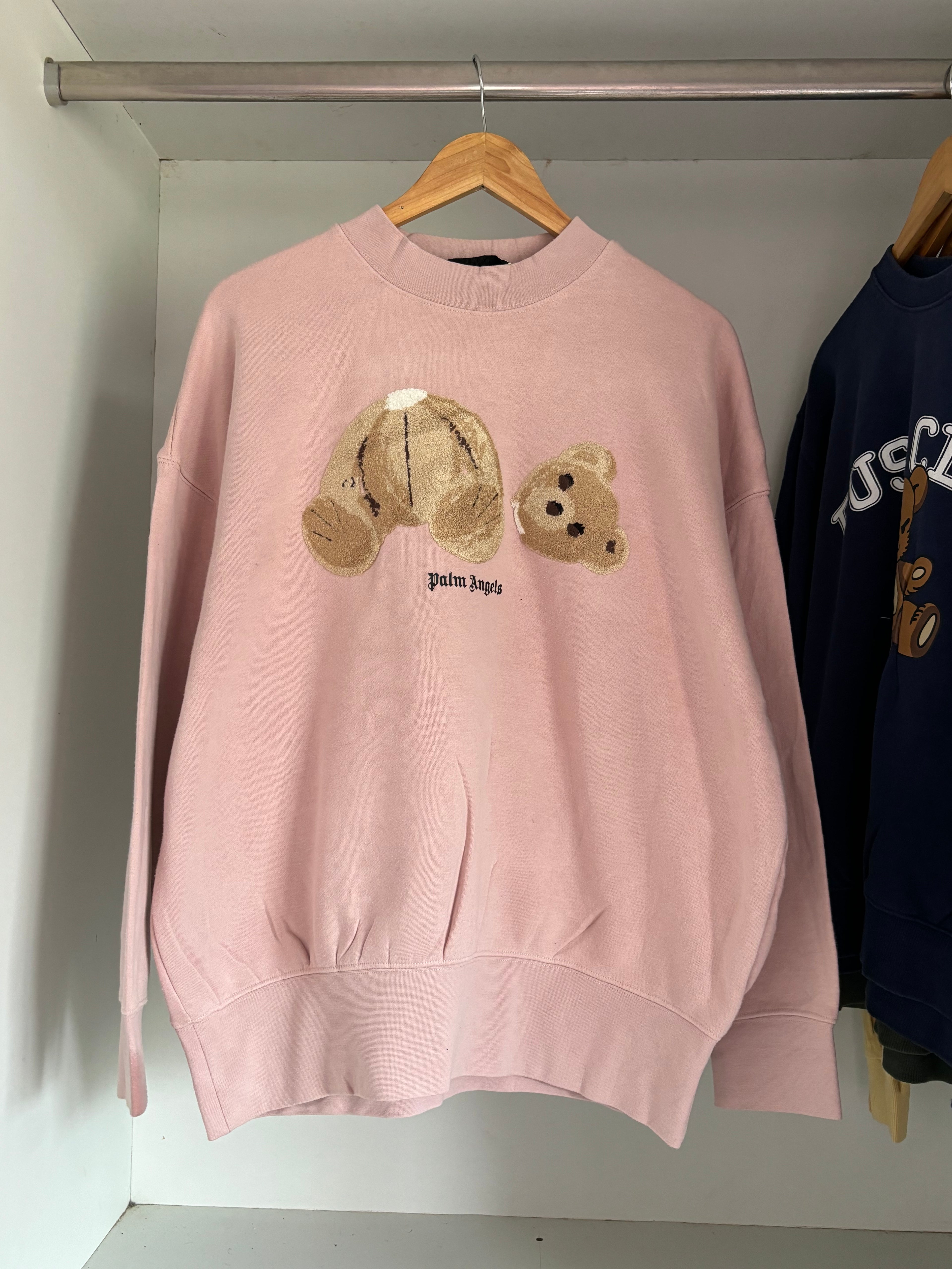 Teddy sweatshirt.
