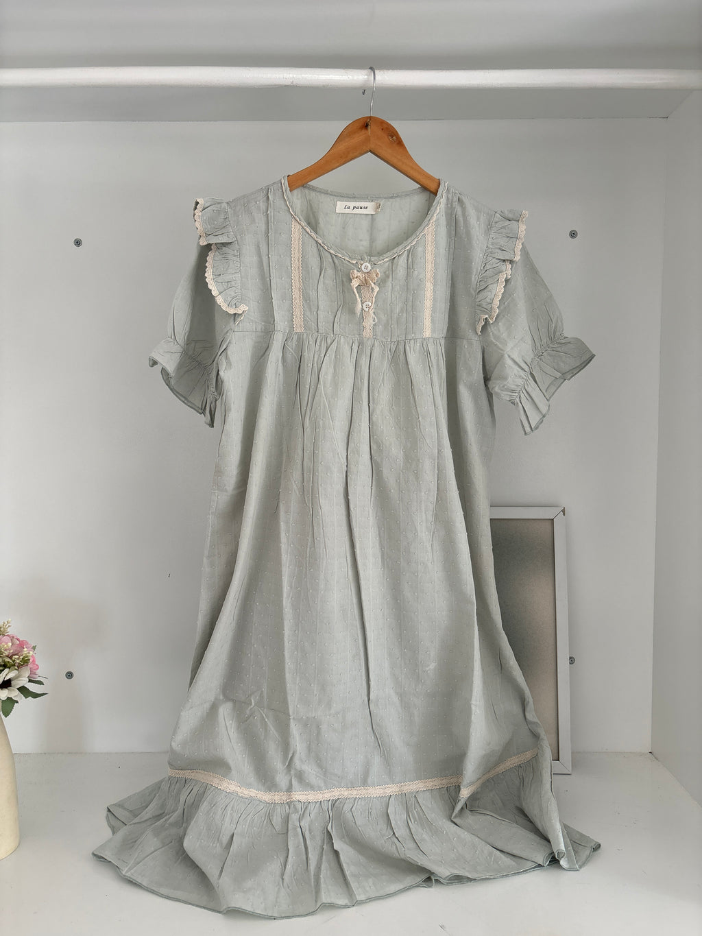Green nightdress