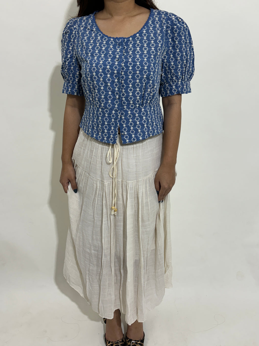 Creamy skirt