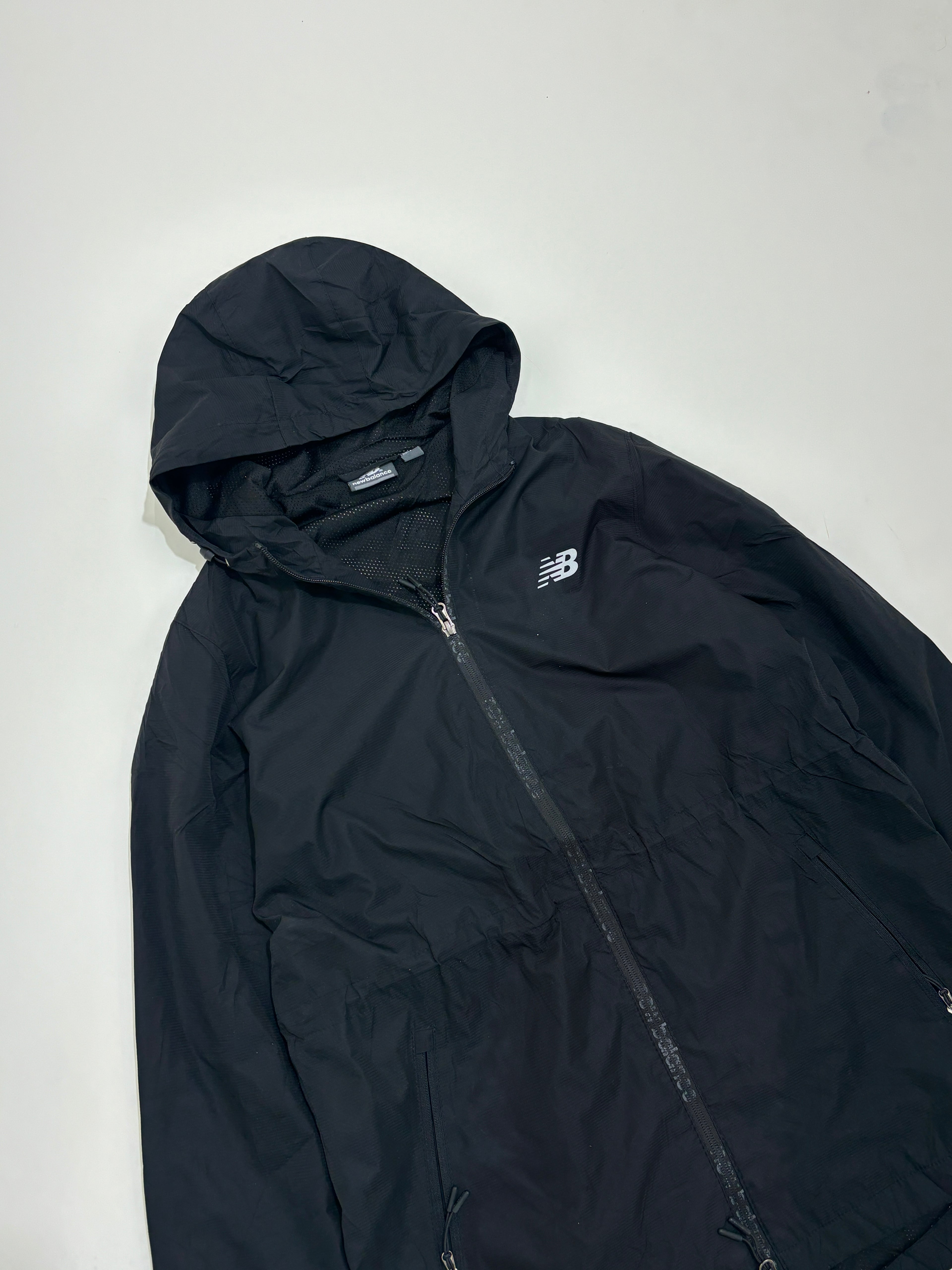 Nb Windbreaker