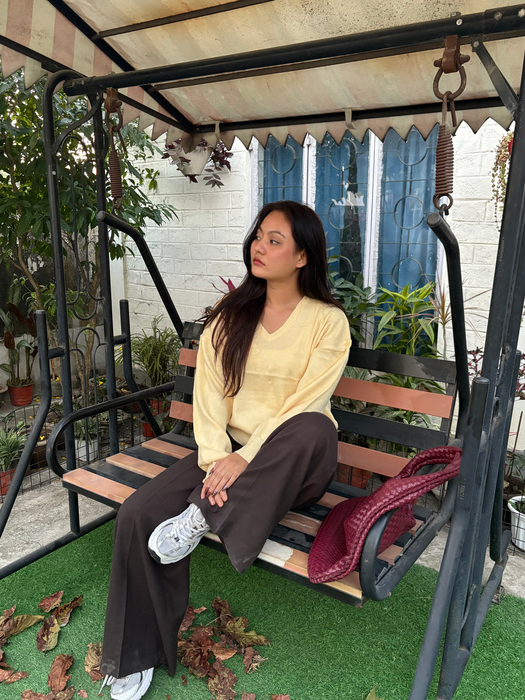 V-neck butter yellow Sweater