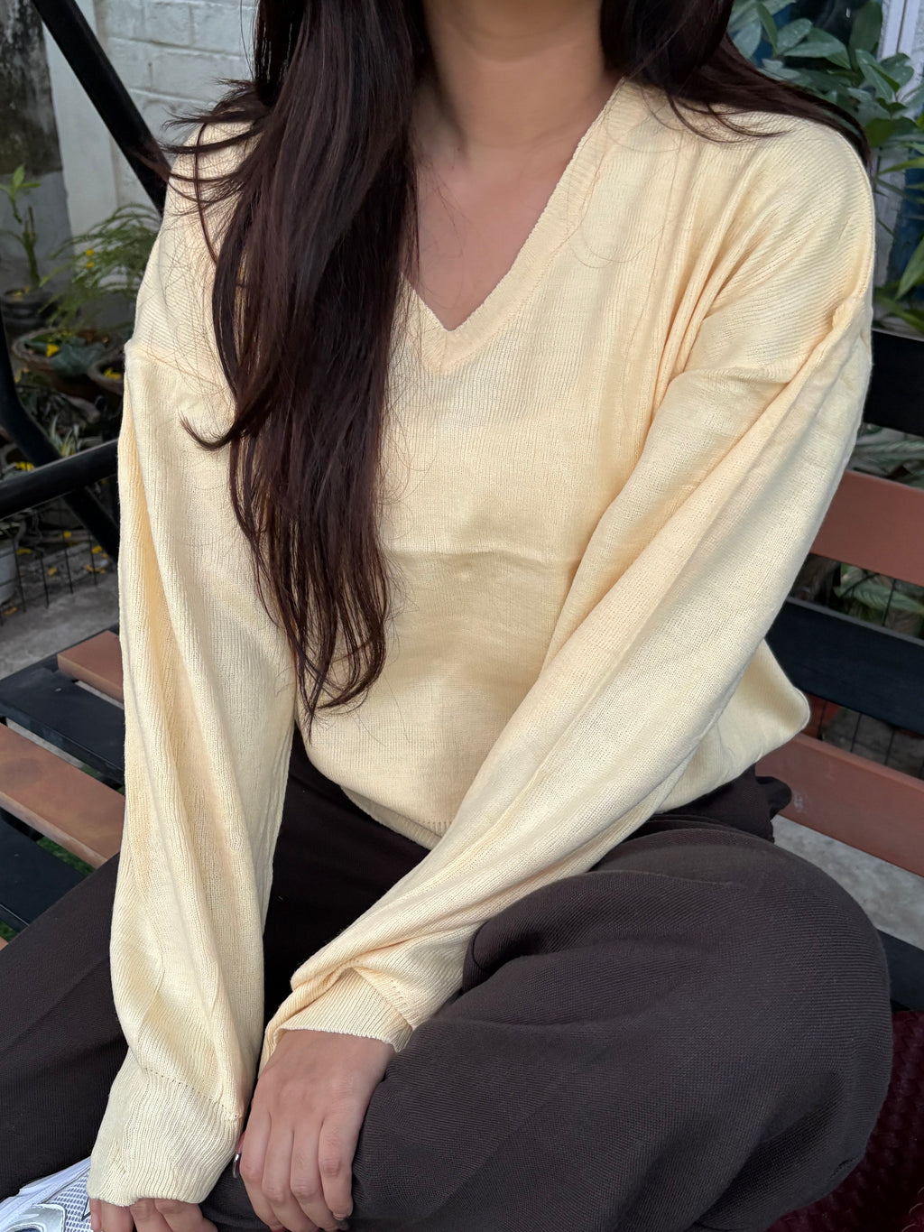 V-neck butter yellow Sweater