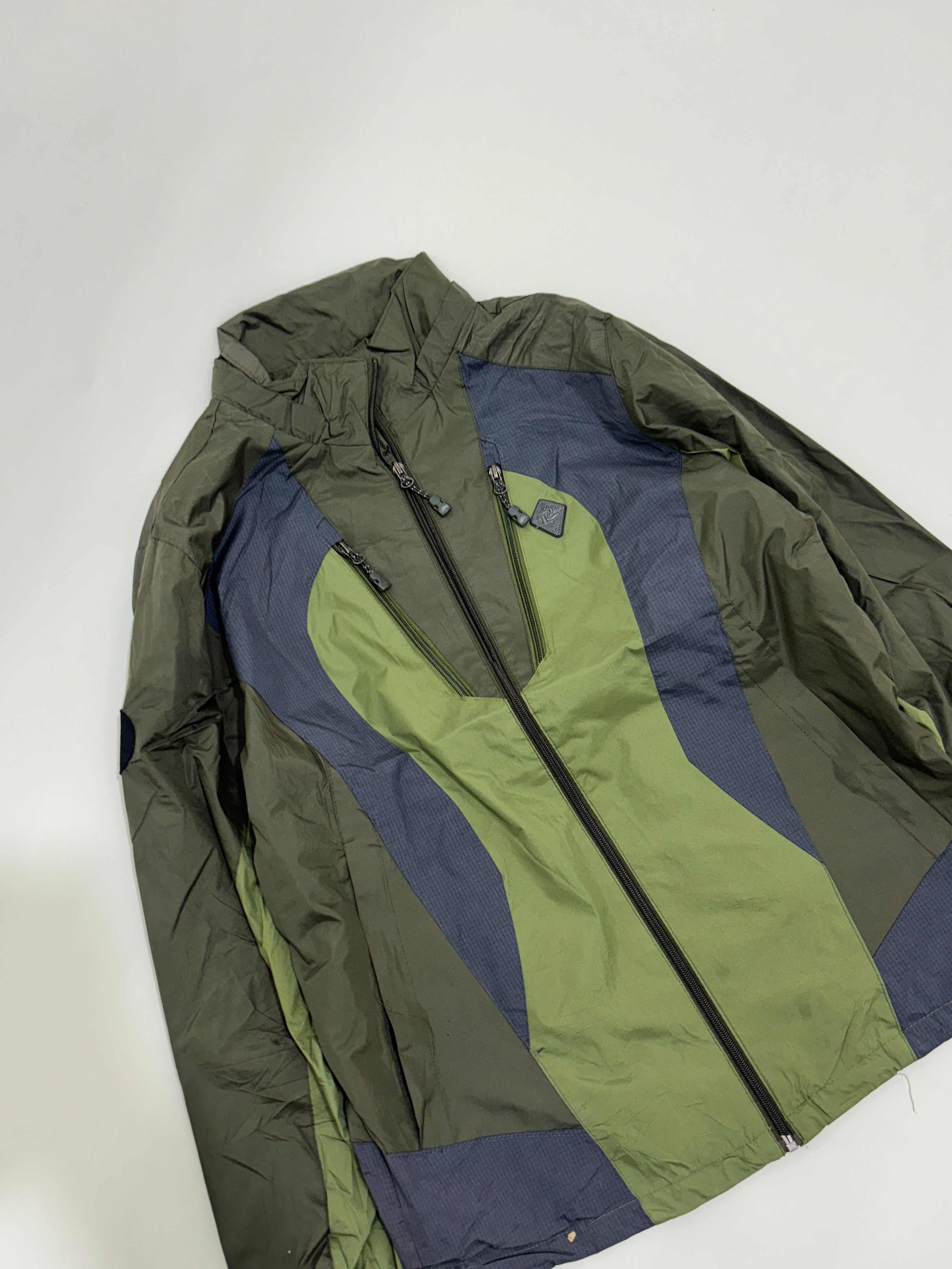 Outdoor jacket
