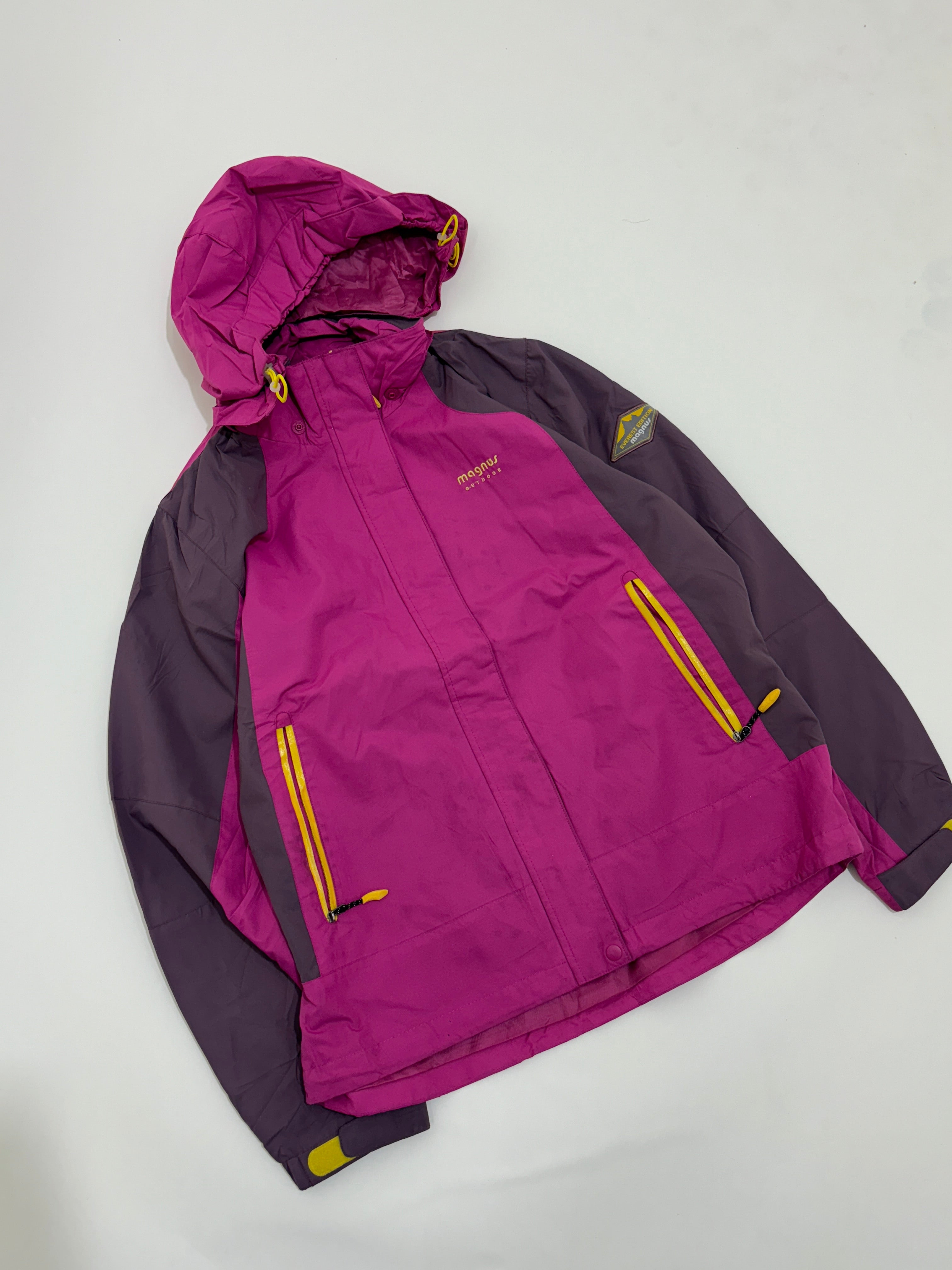 Outdoor jacket