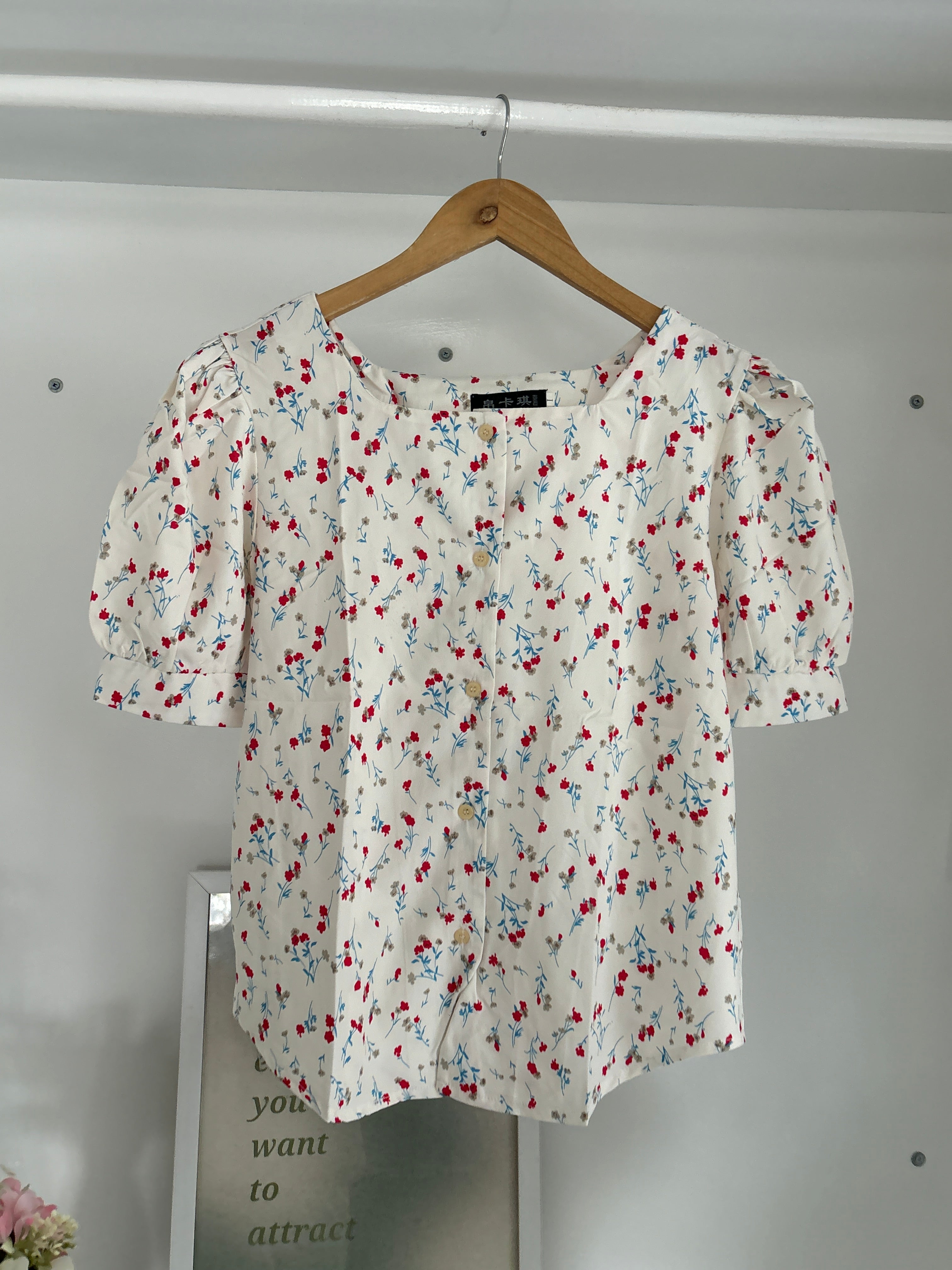 Floral top