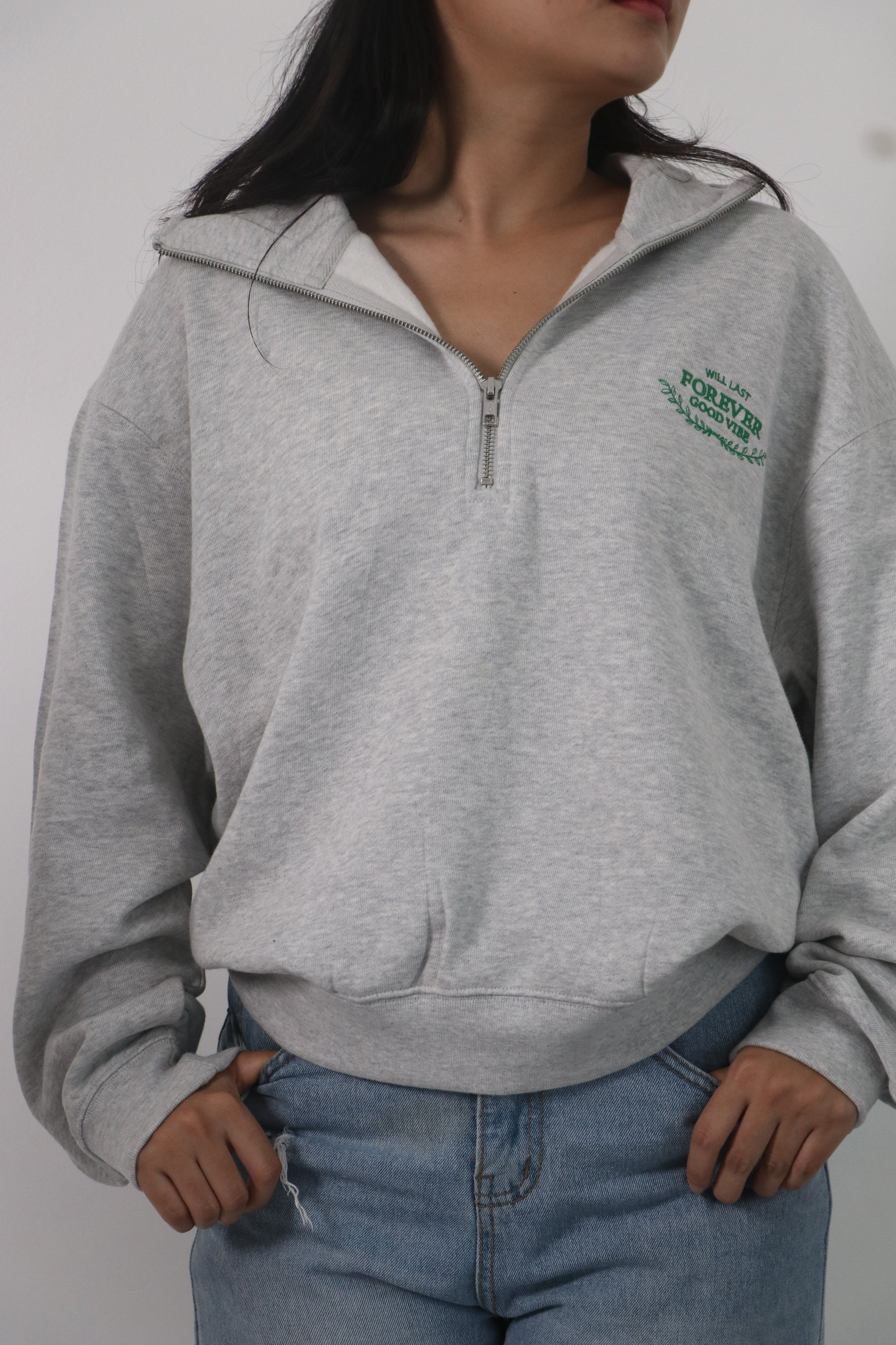 Half zipper sweatshirt